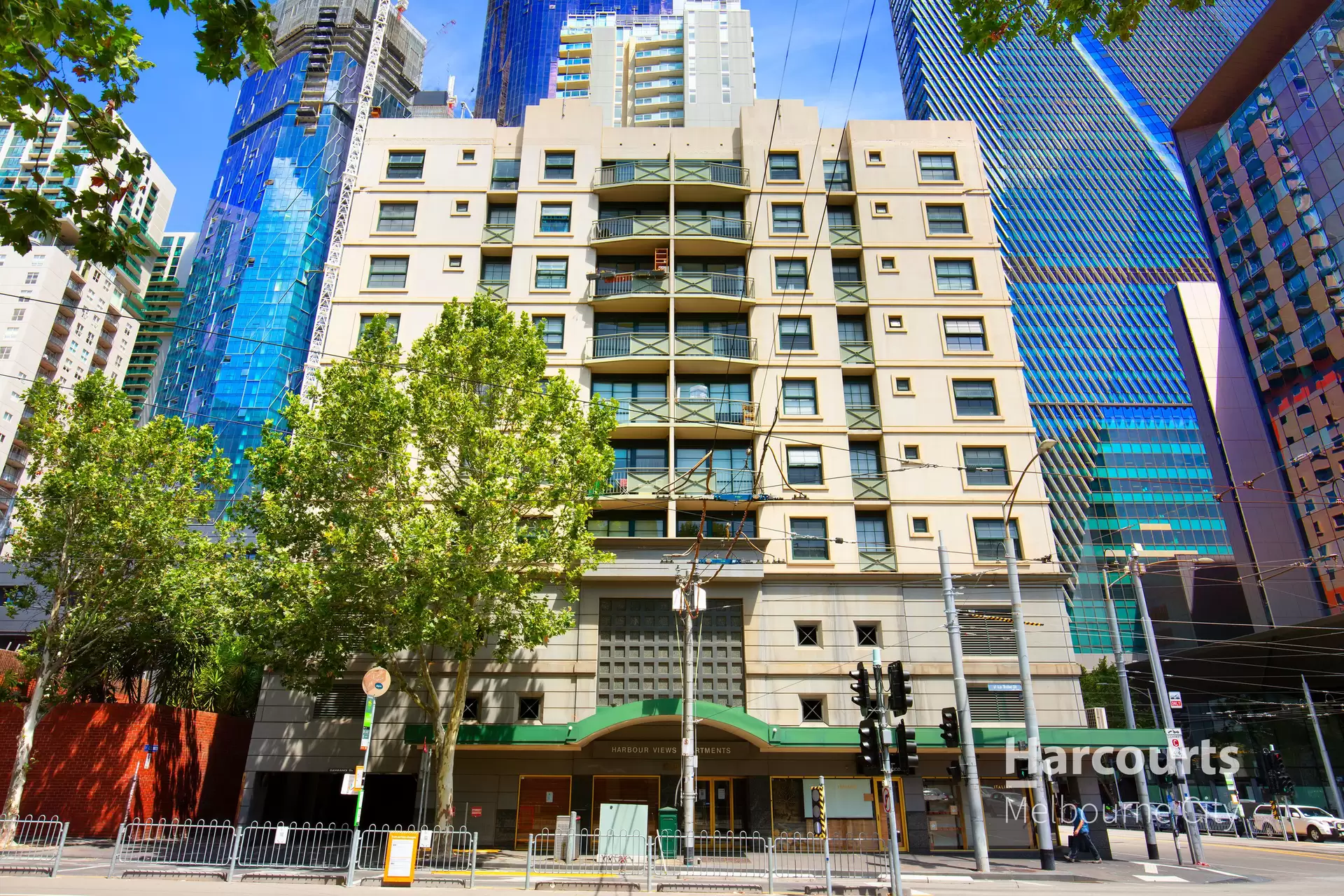 813/585 La Trobe Street, Melbourne Leased by Harcourts Melbourne City - image 1