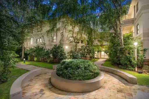 14/449 St Kilda Road, Melbourne Leased by Harcourts Melbourne City
