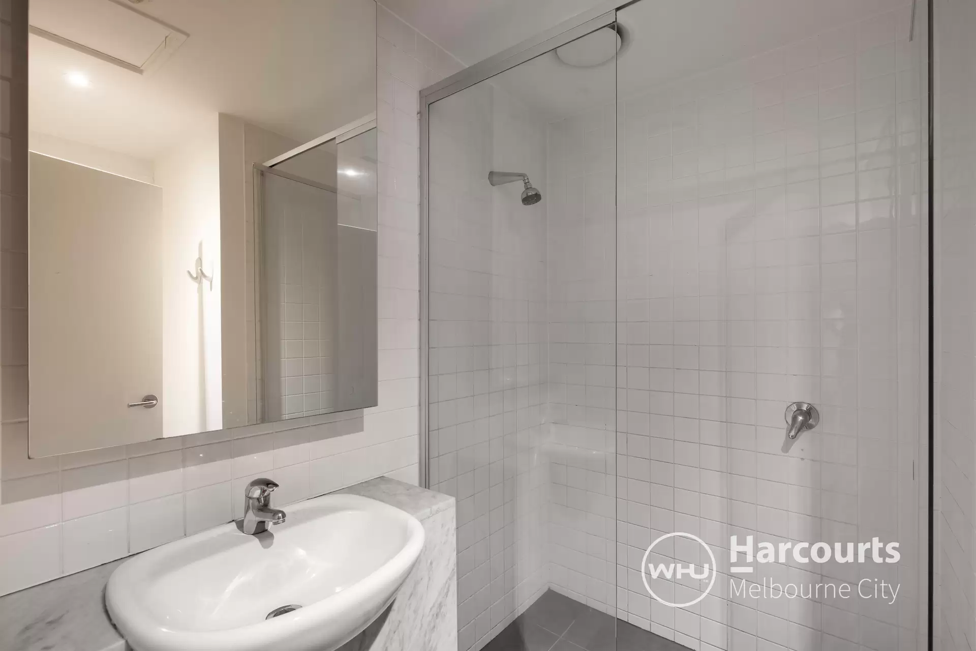 301/118 Russell Street, Melbourne Leased by Harcourts Melbourne City - image 1