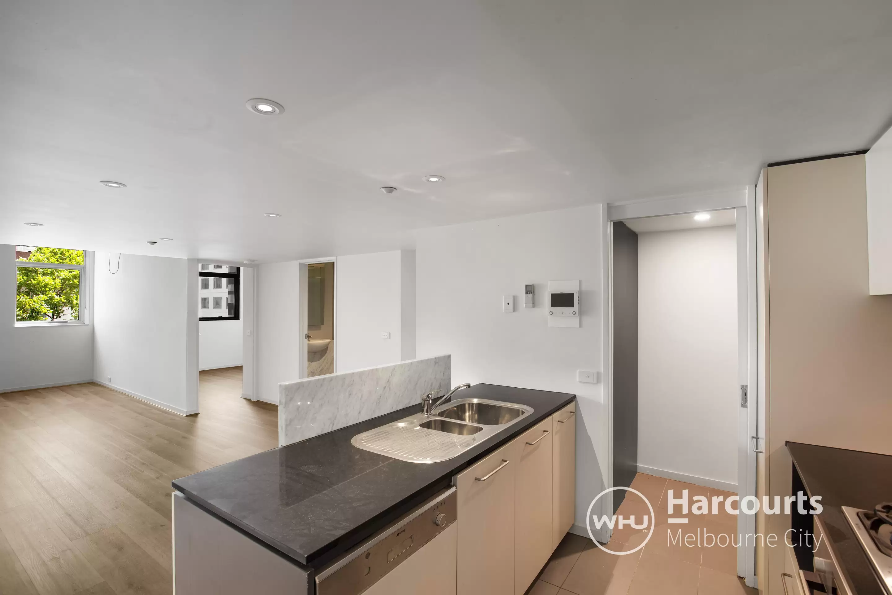 301/118 Russell Street, Melbourne Leased by Harcourts Melbourne City - image 3