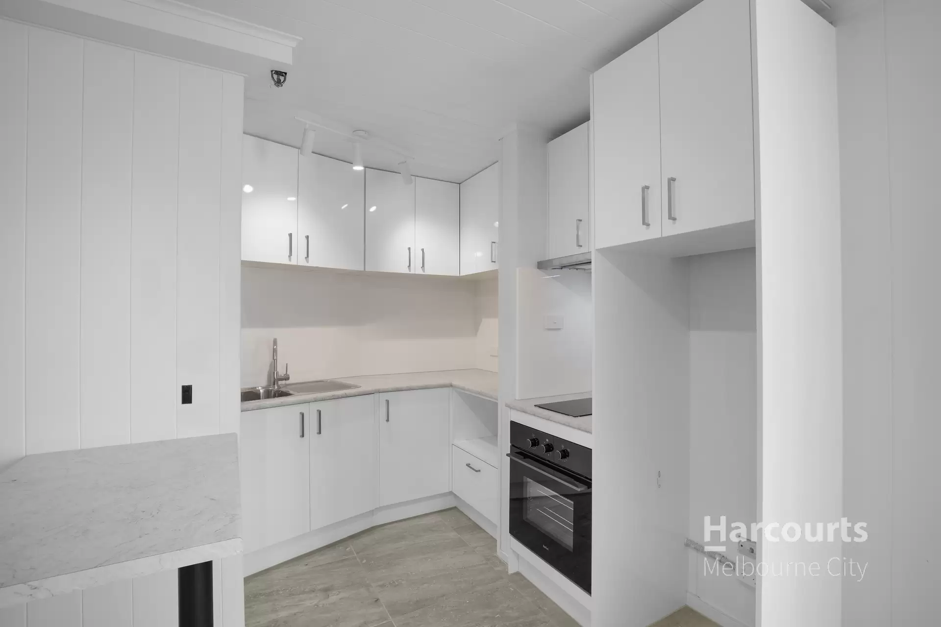 13E(124)/131 Lonsdale Street, Melbourne Leased by Harcourts Melbourne City - image 1