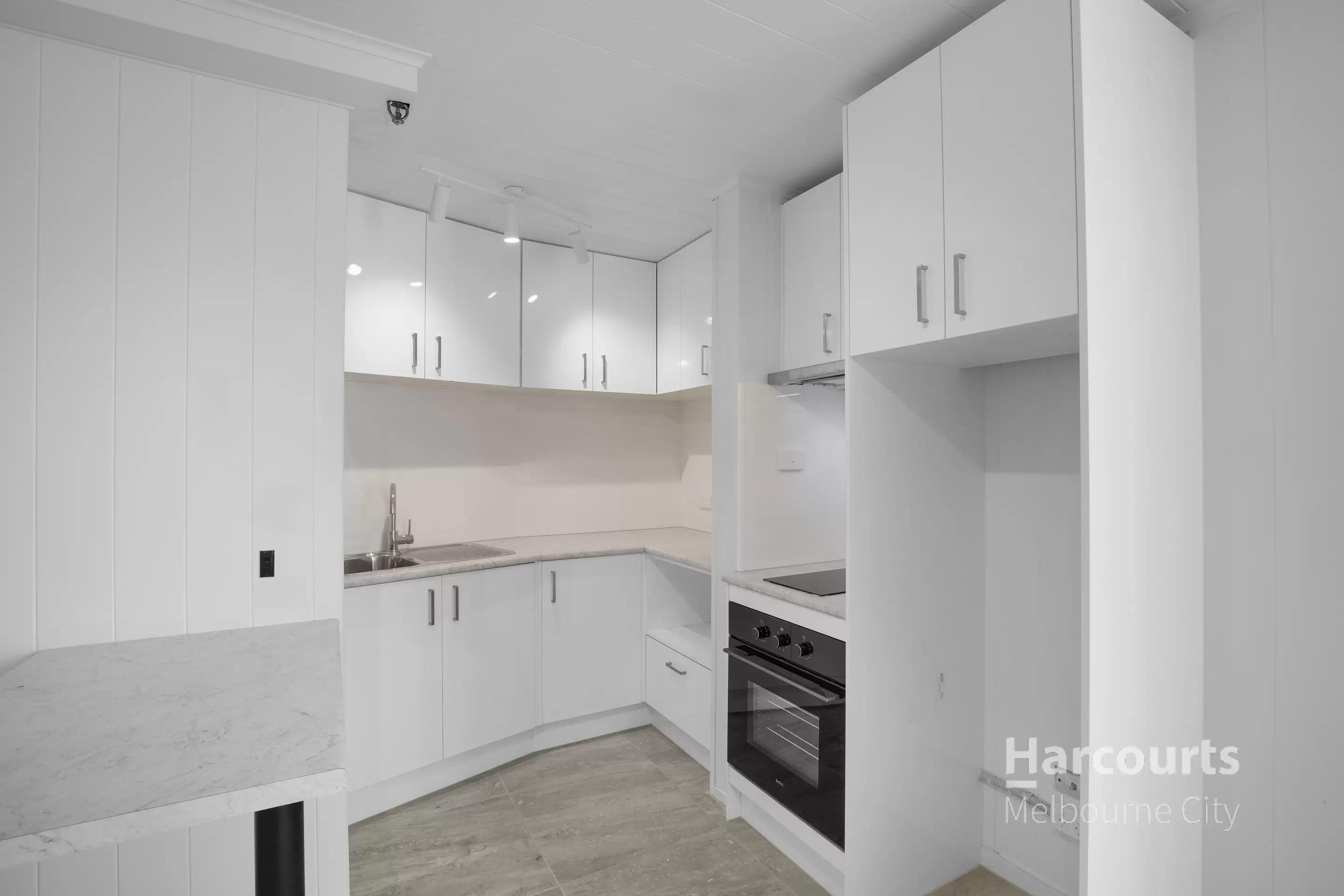 13E(124)/131 Lonsdale Street, Melbourne Leased by Harcourts Melbourne City - image 3