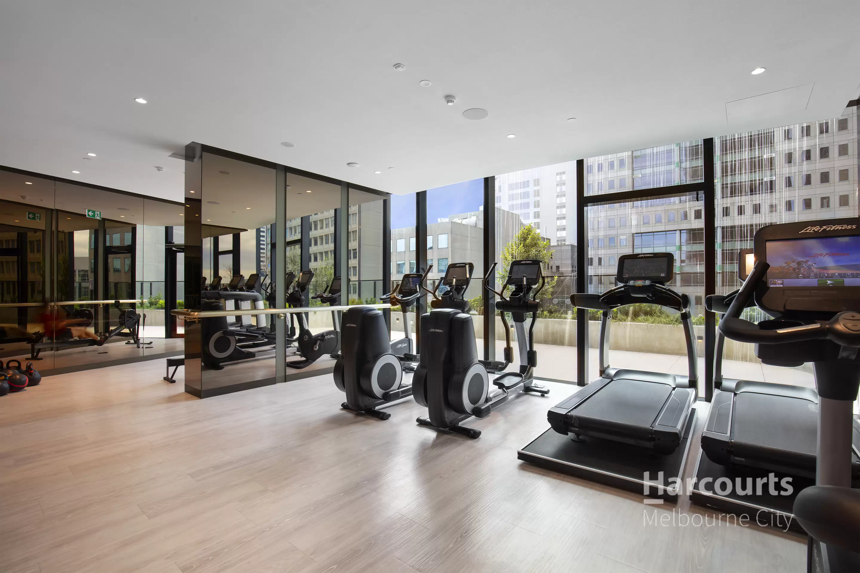 2408/301 King Street, Melbourne Leased by Harcourts Melbourne City - image 5