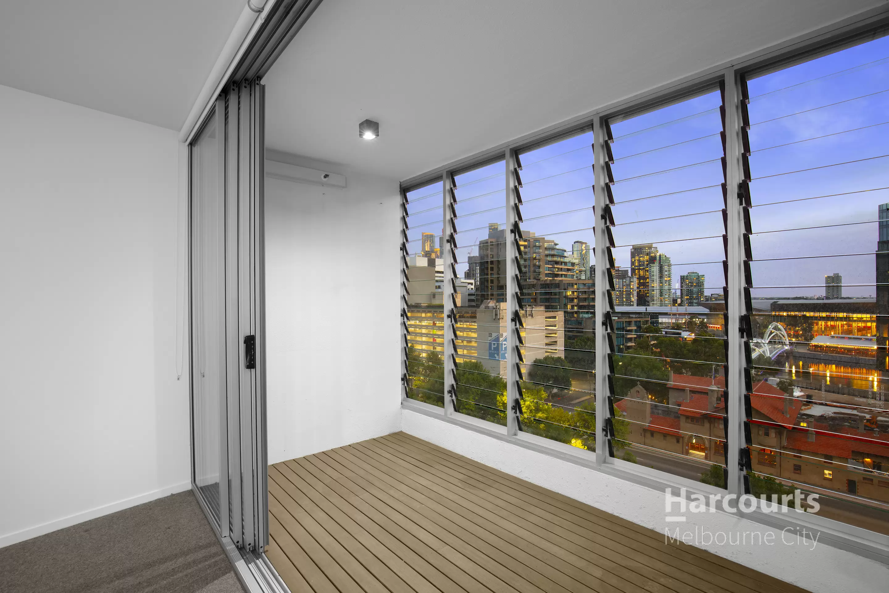 901/8 McCrae Street, Docklands Leased by Harcourts Melbourne City - image 5