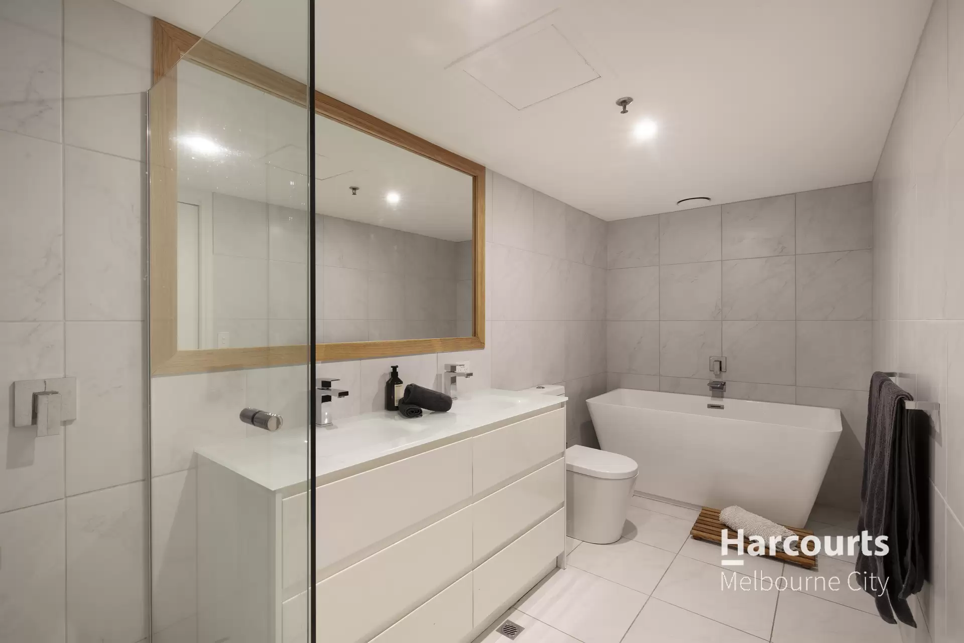 403/15 Queens Road, Melbourne Leased by Harcourts Melbourne City - image 1