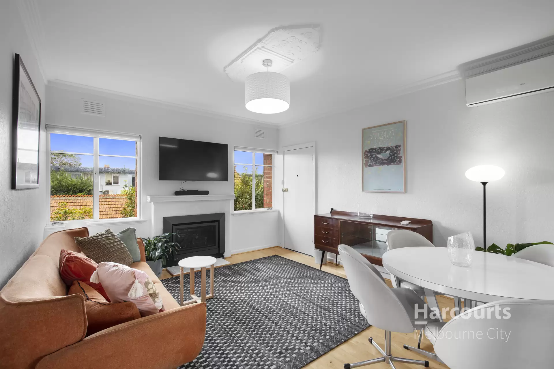 9/98 Park Street, St Kilda West Leased by Harcourts Melbourne City - image 1