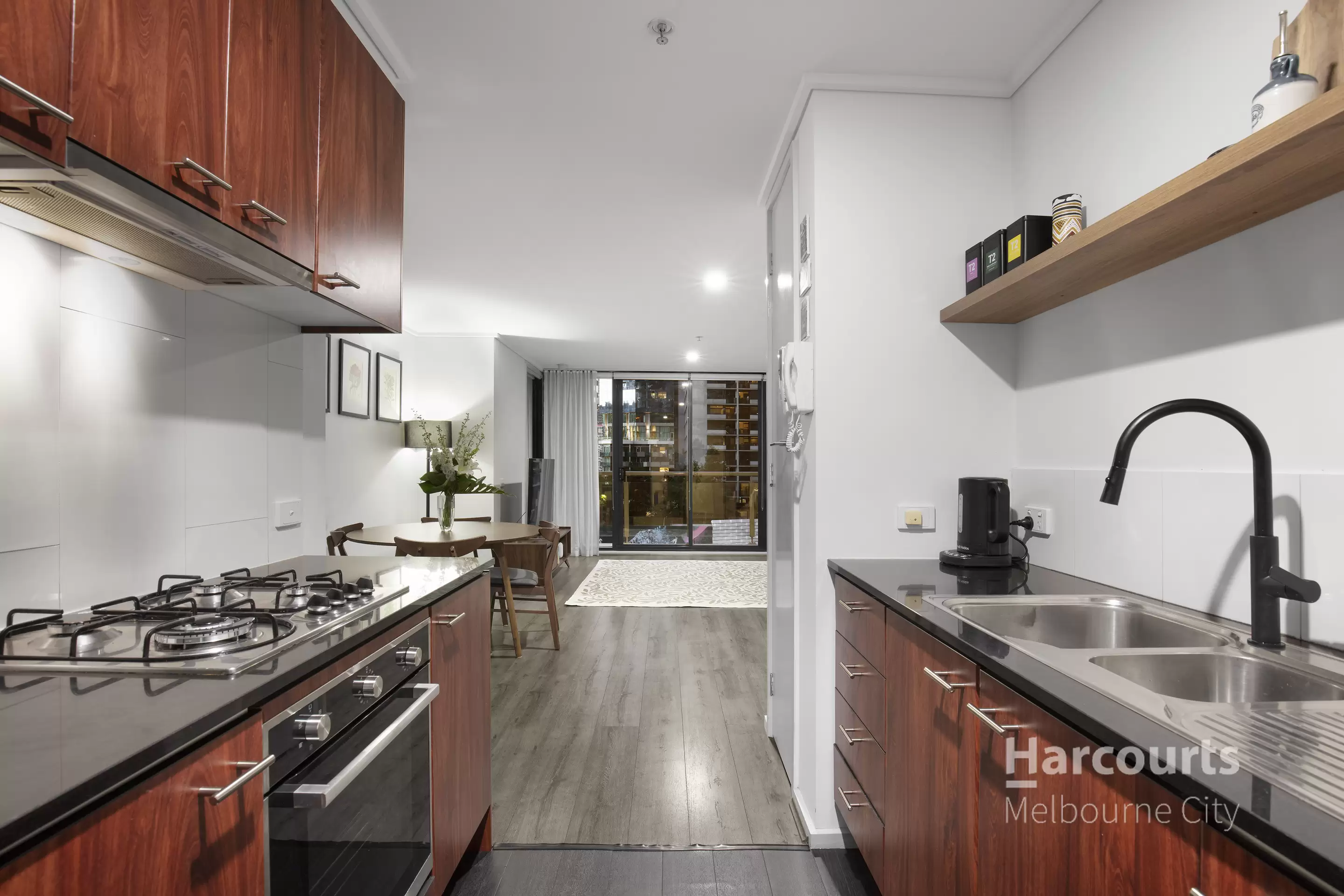 1008/668 Bourke Street, Melbourne Sold by Harcourts Melbourne City - image 2