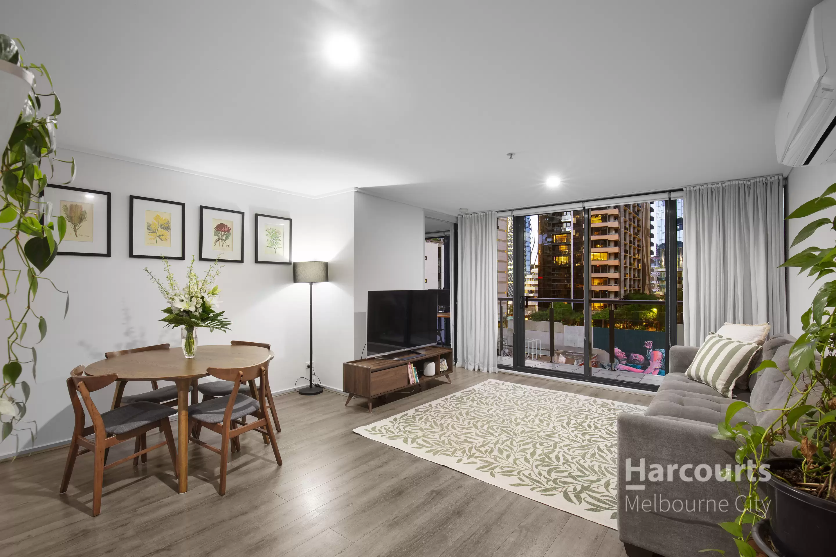 1008/668 Bourke Street, Melbourne Sold by Harcourts Melbourne City - image 1