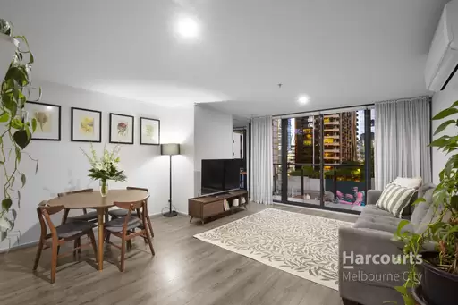 1008/668 Bourke Street, Melbourne Sold by Harcourts Melbourne City