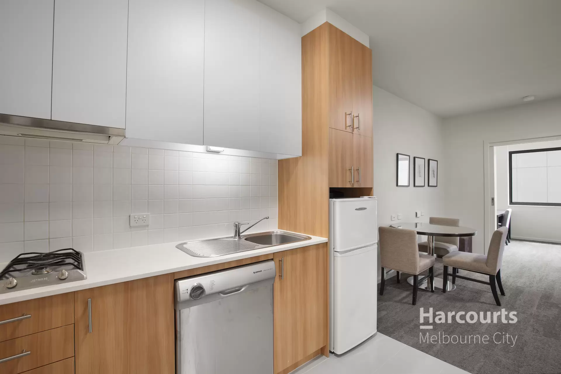 606/250 Elizabeth Street, Melbourne Leased by Harcourts Melbourne City - image 1