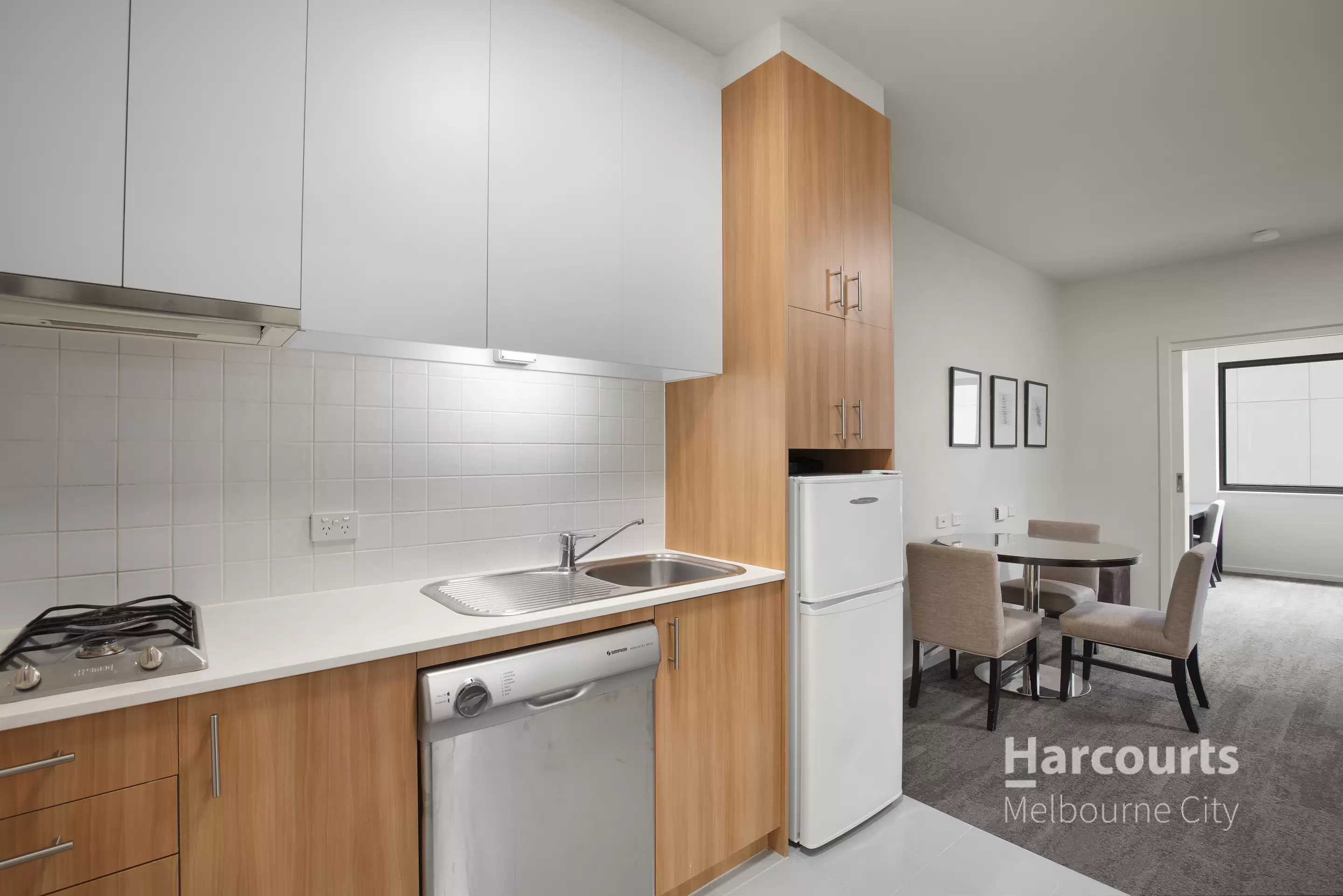 606/250 Elizabeth Street, Melbourne Leased by Harcourts Melbourne City - image 4