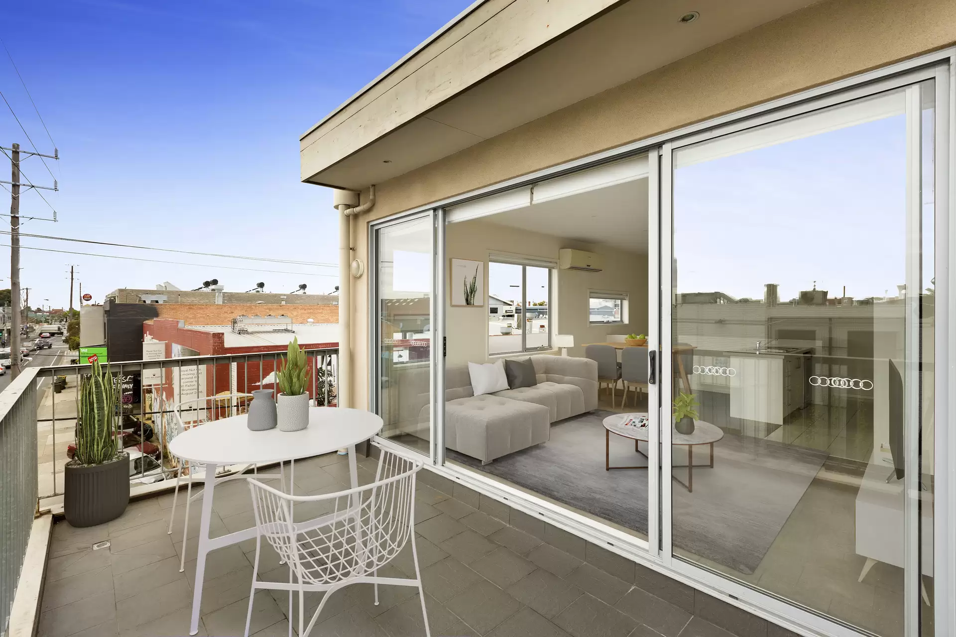 2/208 Albion Street, Brunswick Leased by Harcourts Melbourne City - image 1