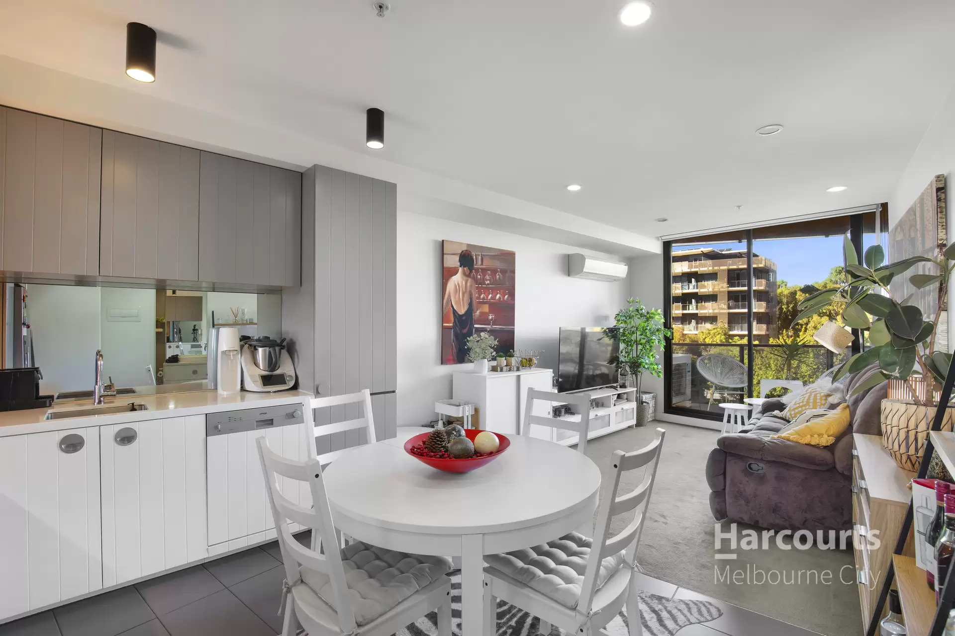 311/45 Edgewater Boulevard, Maribyrnong Sold by Harcourts Melbourne City - image 1