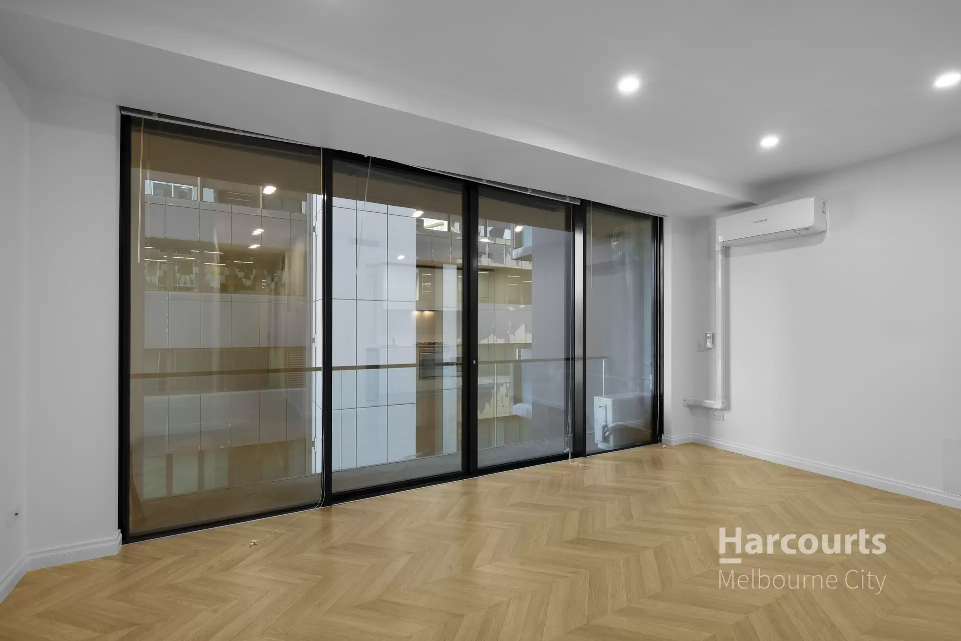 906/620 Collins Street, Melbourne Leased by Harcourts Melbourne City - image 1