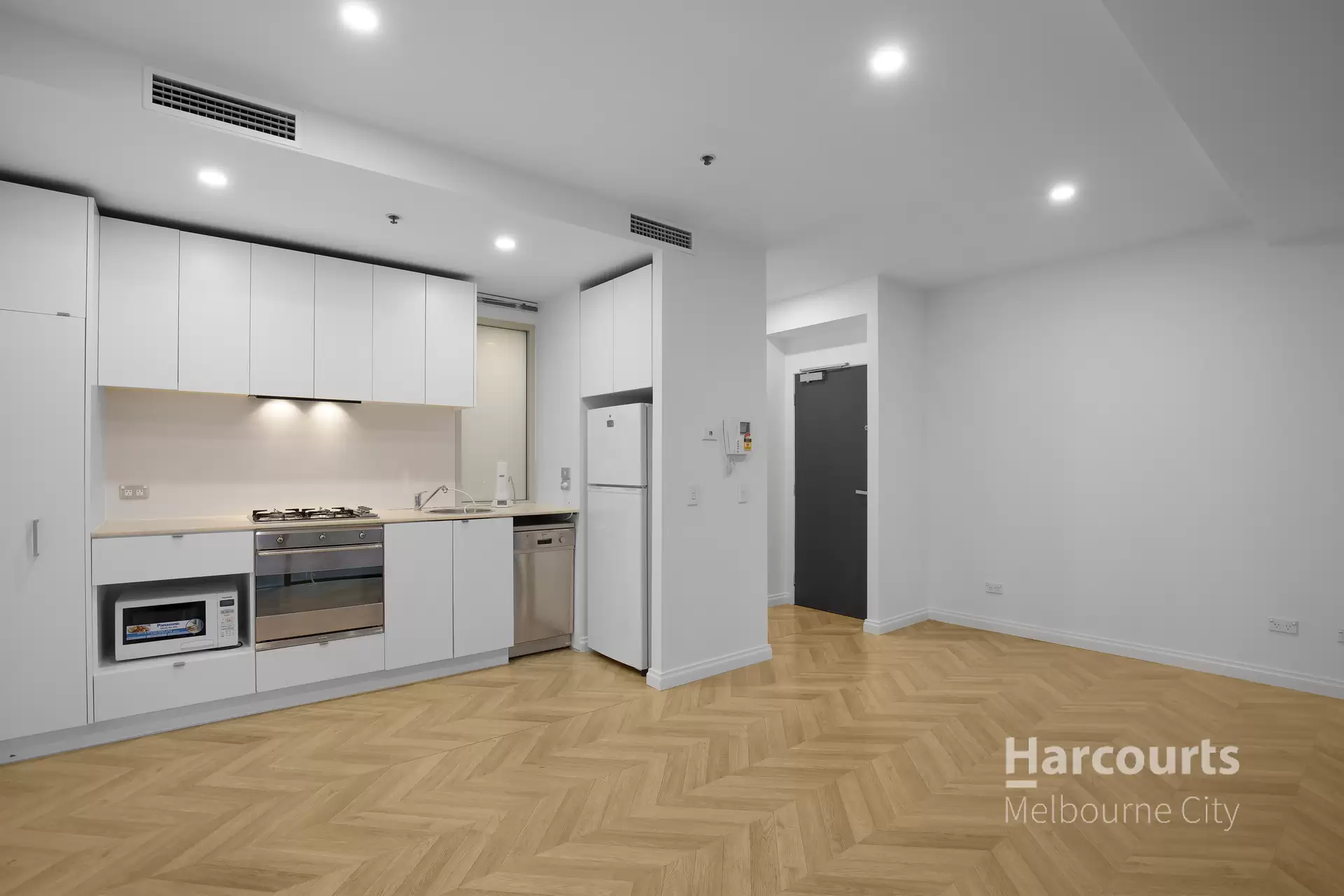 906/620 Collins Street, Melbourne Leased by Harcourts Melbourne City - image 1