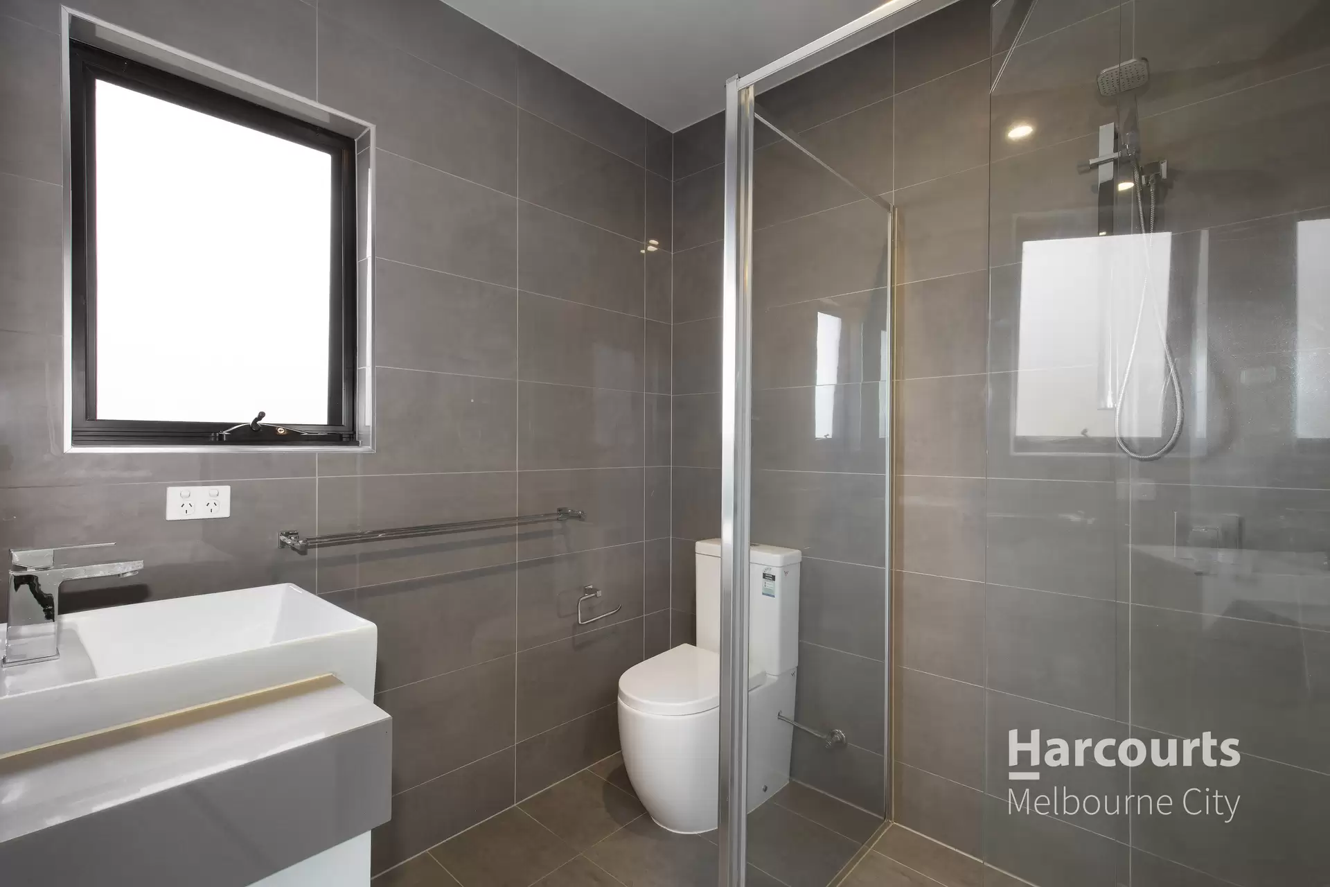 2/36 Austin Crescent, Pascoe Vale Leased by Harcourts Melbourne City - image 1