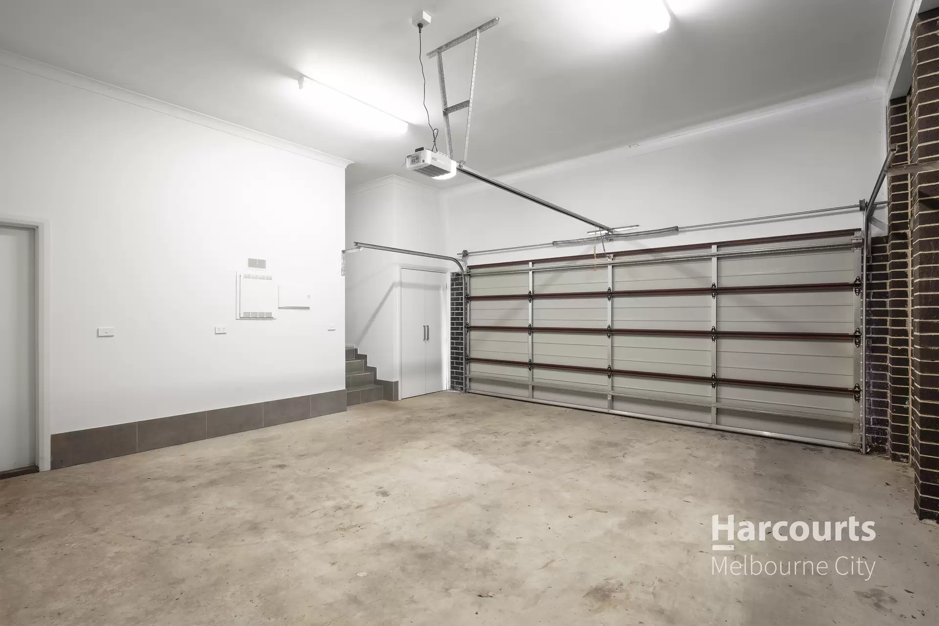 2/36 Austin Crescent, Pascoe Vale Leased by Harcourts Melbourne City - image 1