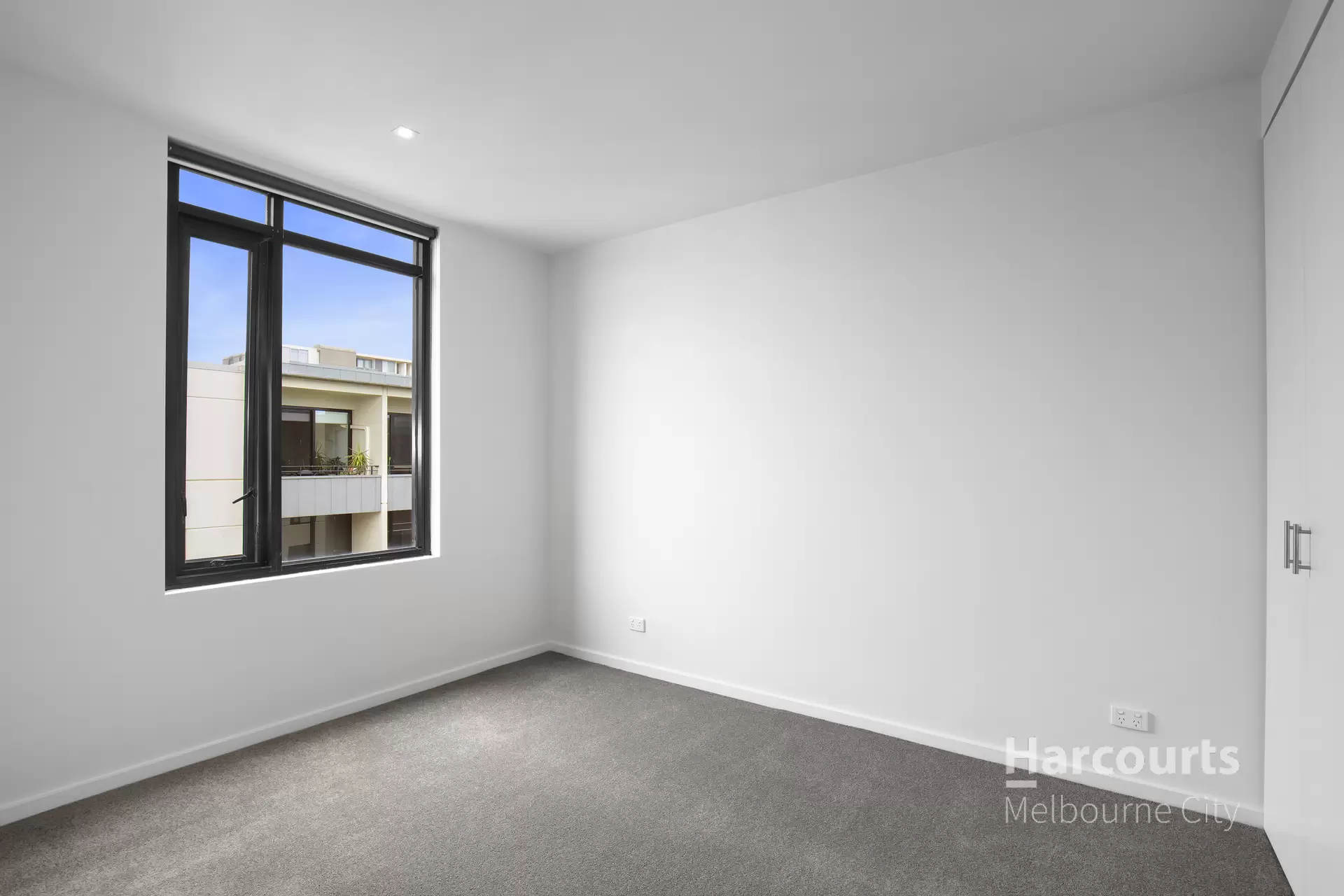 609/166 Rouse Street, Port Melbourne Leased by Harcourts Melbourne City - image 1