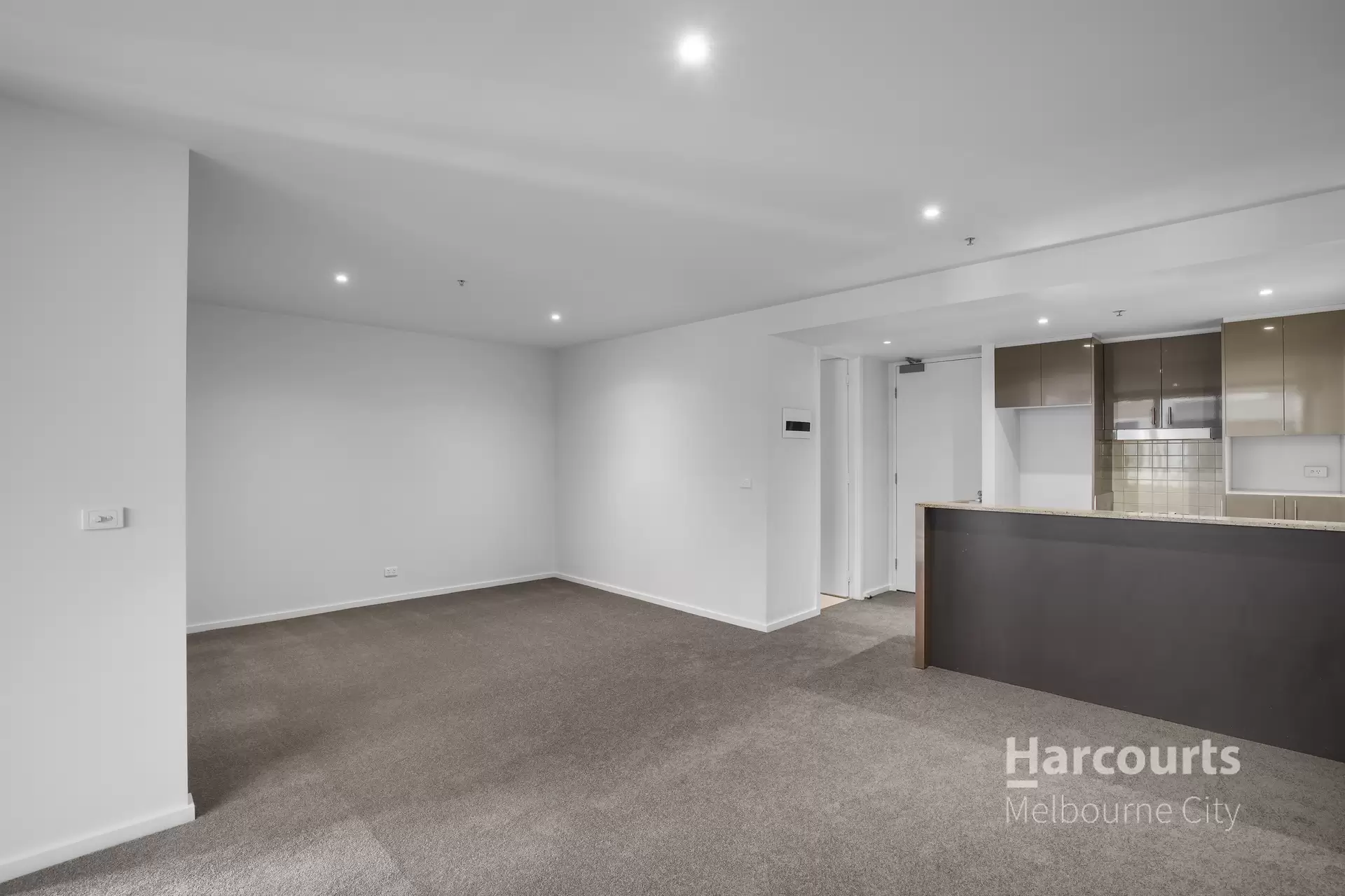 609/166 Rouse Street, Port Melbourne Leased by Harcourts Melbourne City - image 1