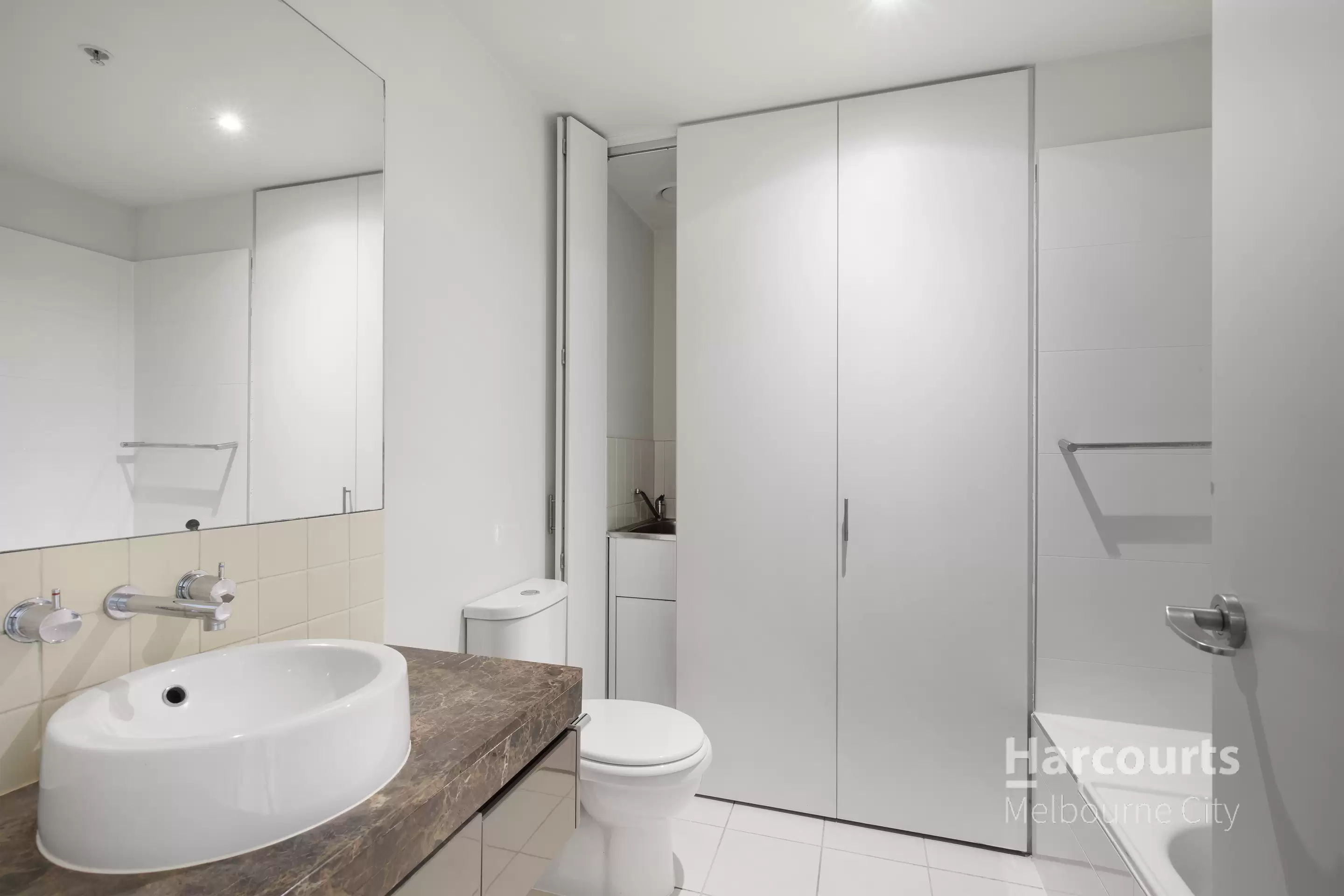609/166 Rouse Street, Port Melbourne Leased by Harcourts Melbourne City - image 7