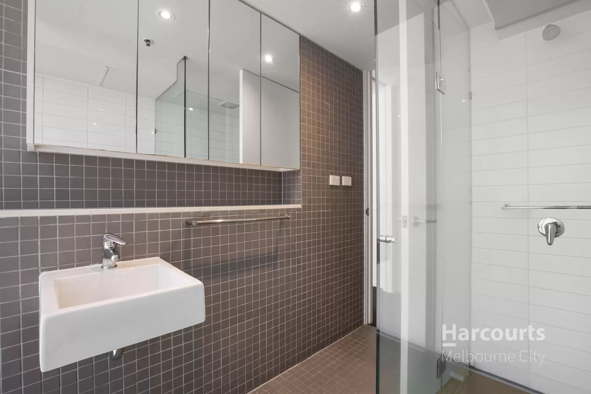 309/8 Mccrae Street, Docklands Leased by Harcourts Melbourne City - image 1