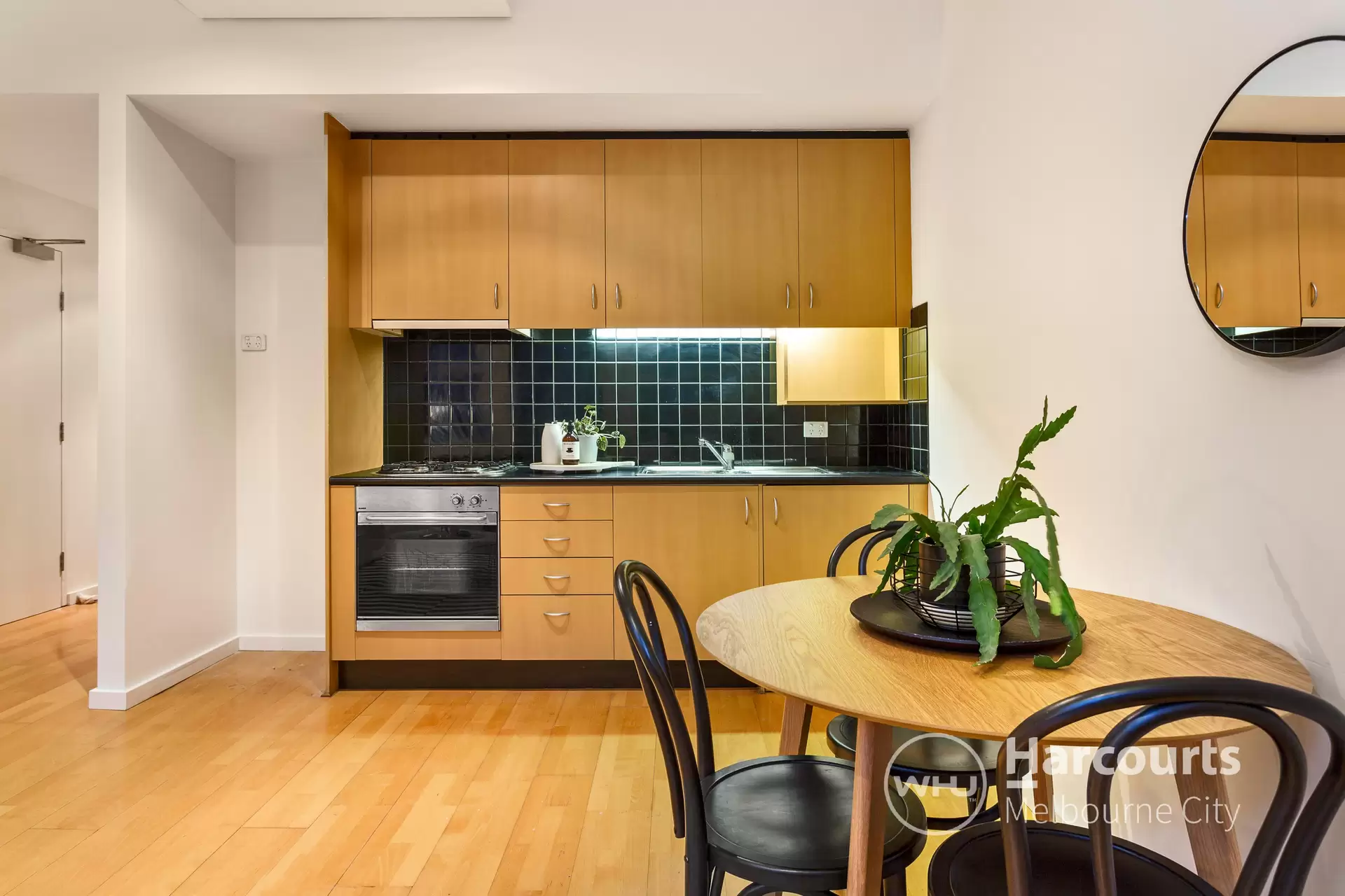 24/377 Little Collins Street, Melbourne Leased by Harcourts Melbourne City - image 1