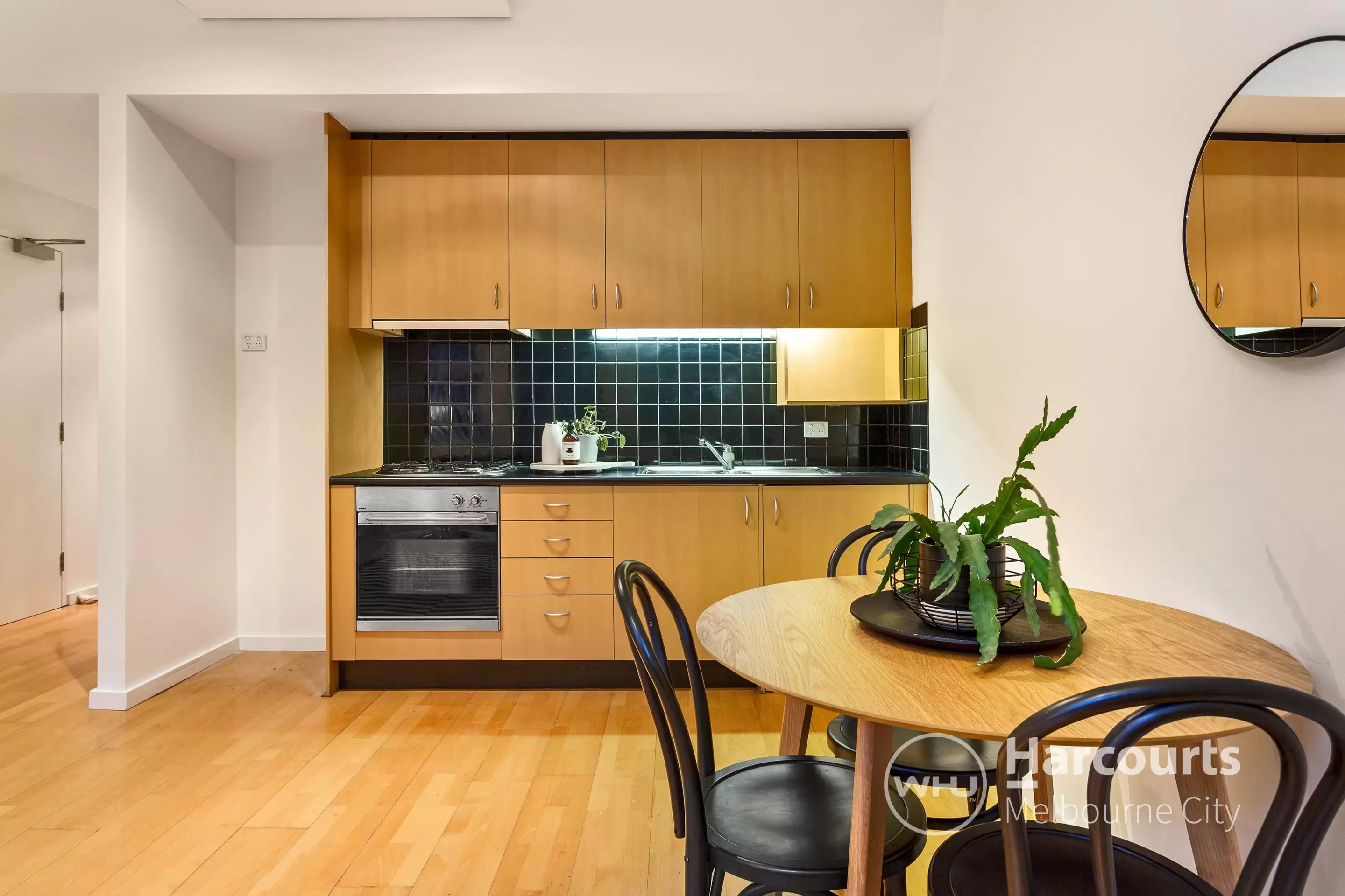 24/377 Little Collins Street, Melbourne Leased by Harcourts Melbourne City - image 2