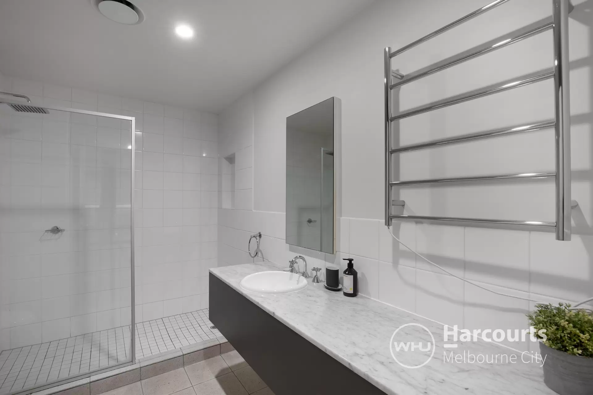 13/27 Flinders Lane, Melbourne Leased by Harcourts Melbourne City - image 1
