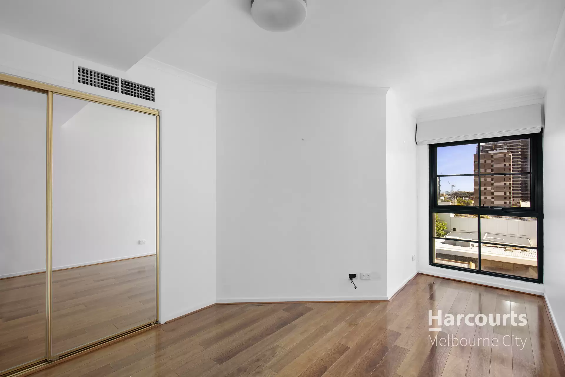 1006/585 La Trobe Street, Melbourne Leased by Harcourts Melbourne City - image 1