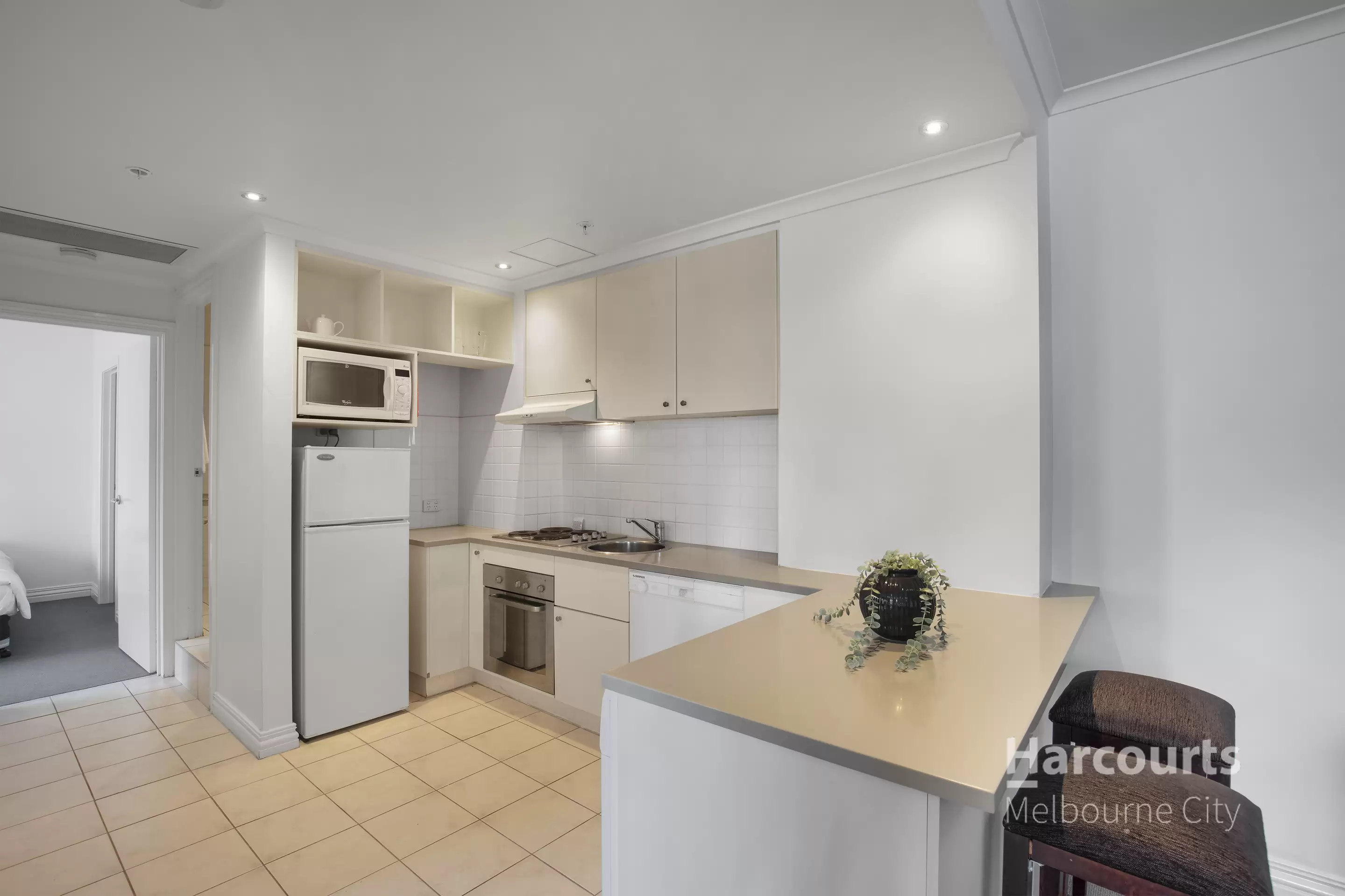 406/182 Collins Street, Melbourne Leased by Harcourts Melbourne City - image 3