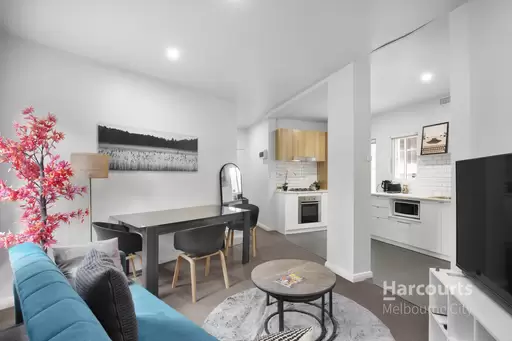 4/2-4 Garden Avenue, East Melbourne Leased by Harcourts Melbourne City