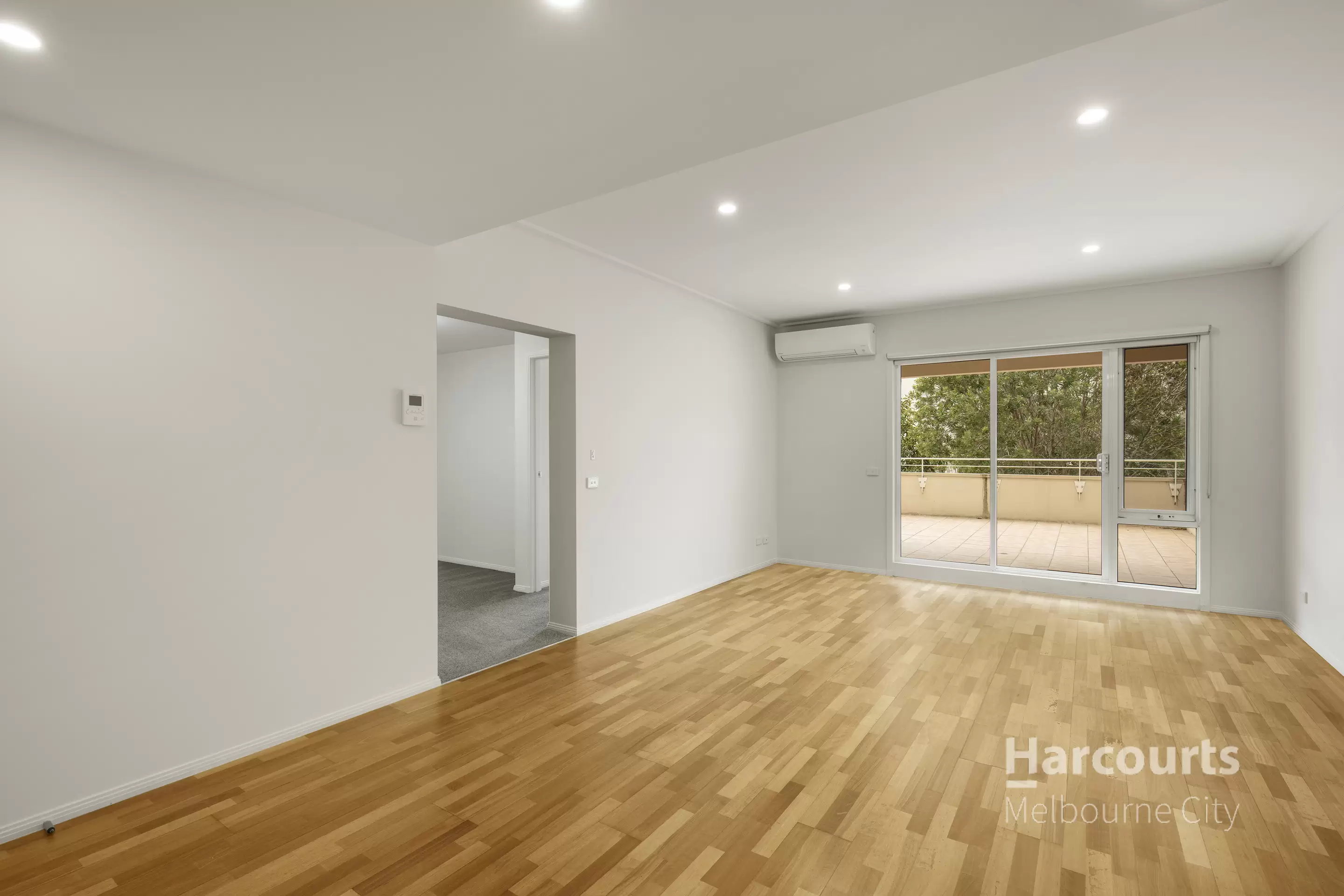 44/3 Seisman Place, Port Melbourne Leased by Harcourts Melbourne City - image 2