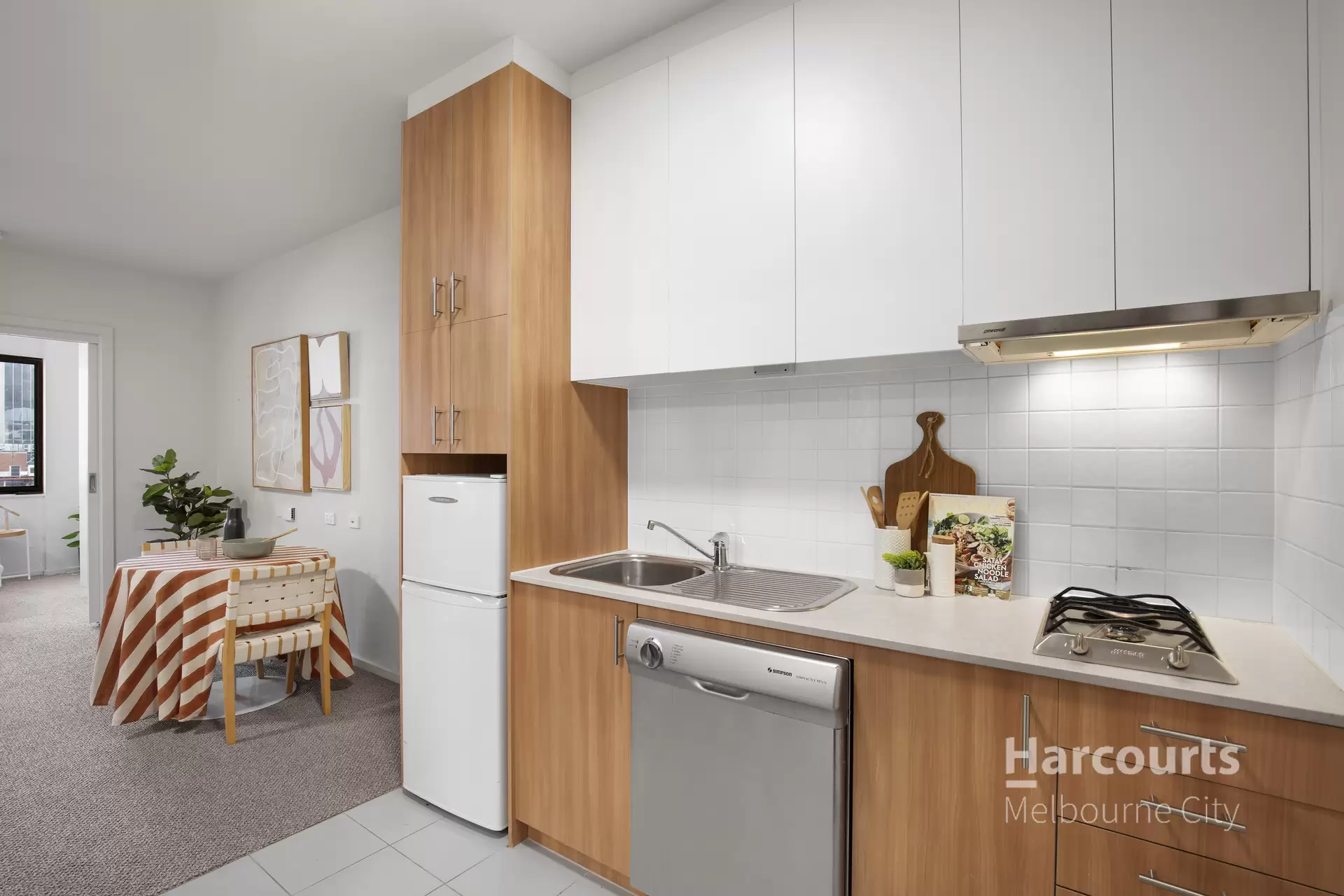 815/250 Elizabeth Street, Melbourne Sold by Harcourts Melbourne City - image 1