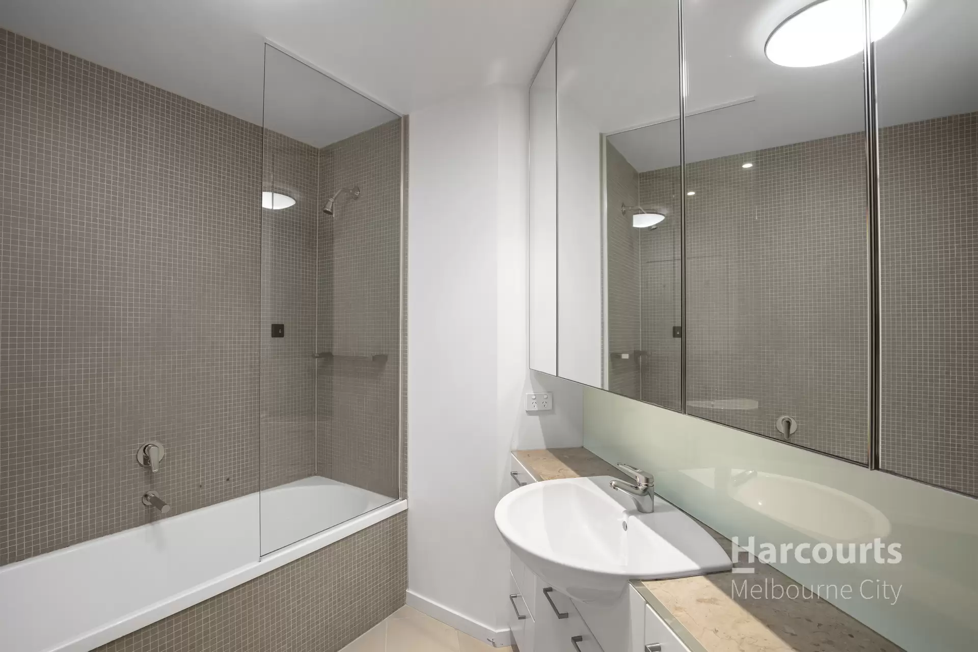 704/15 Caravel Lane, Docklands Leased by Harcourts Melbourne City - image 1