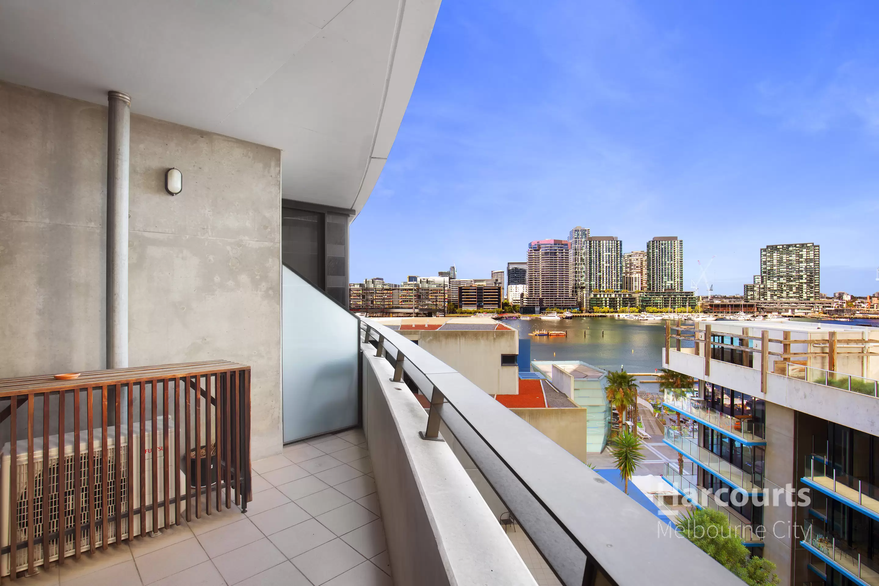 704/15 Caravel Lane, Docklands Leased by Harcourts Melbourne City - image 2