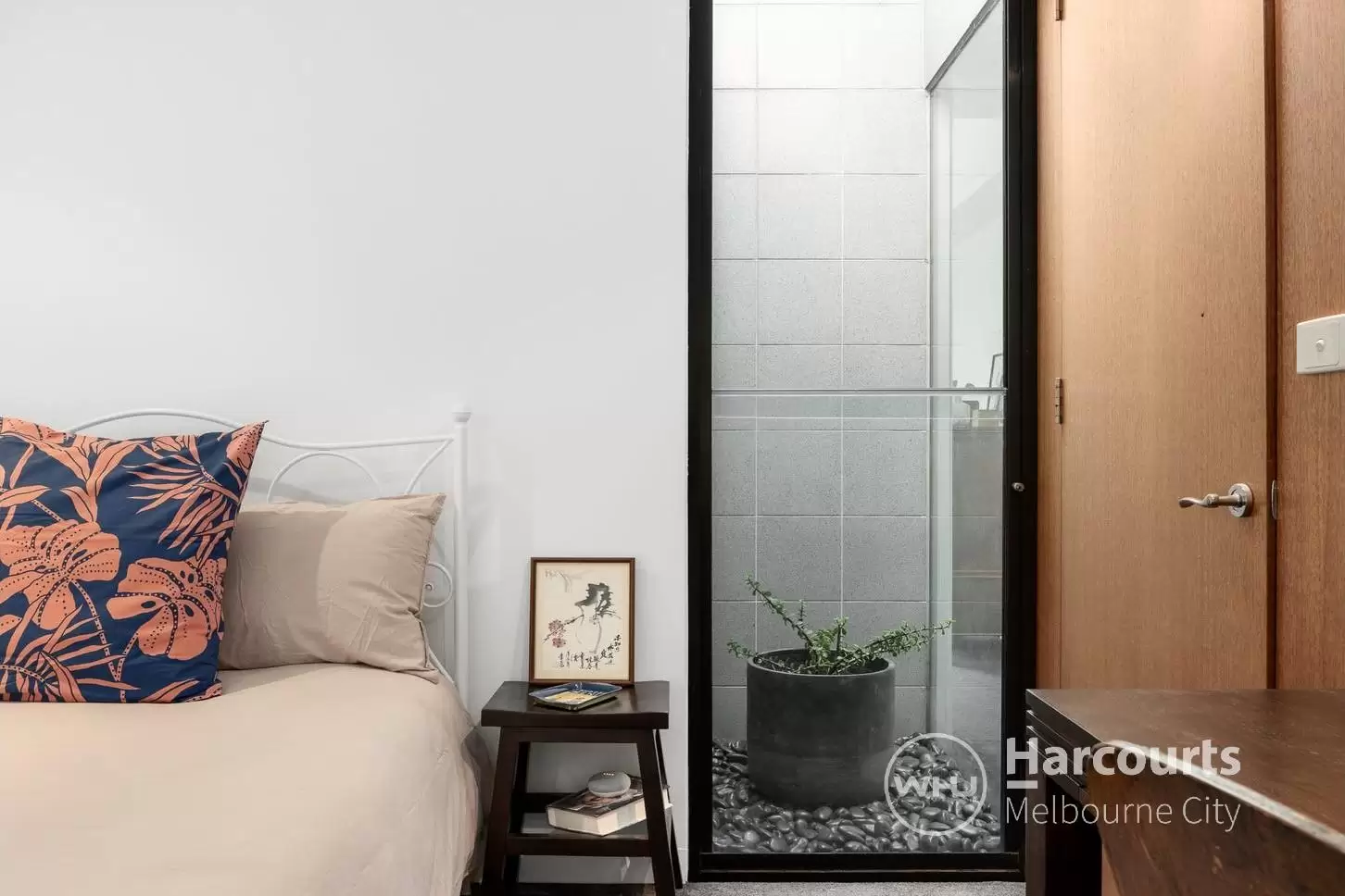 603/296 Flinders Street, Melbourne Sold by Harcourts Melbourne City - image 9
