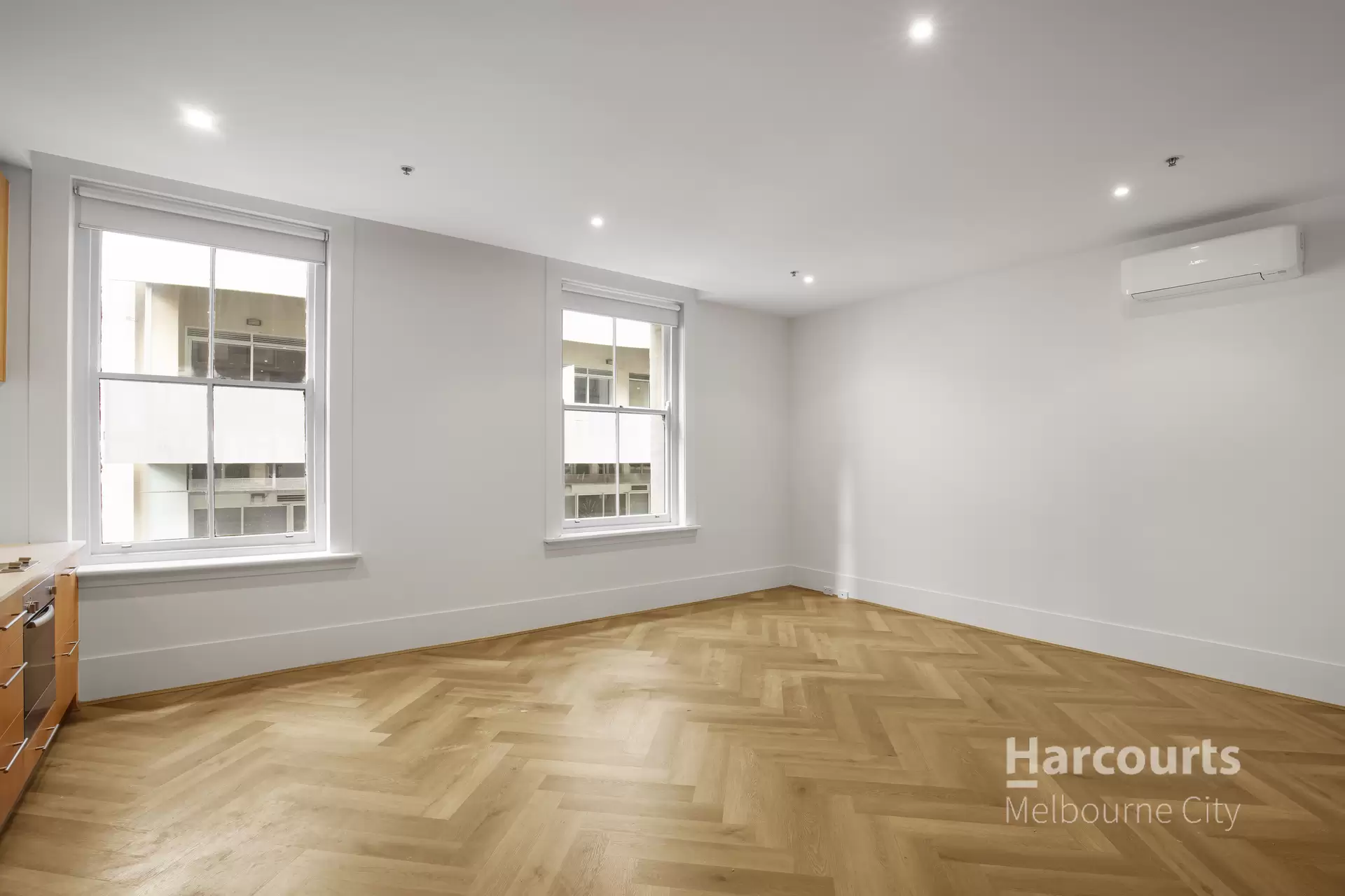 33/243 Collins Street, Melbourne Leased by Harcourts Melbourne City - image 1