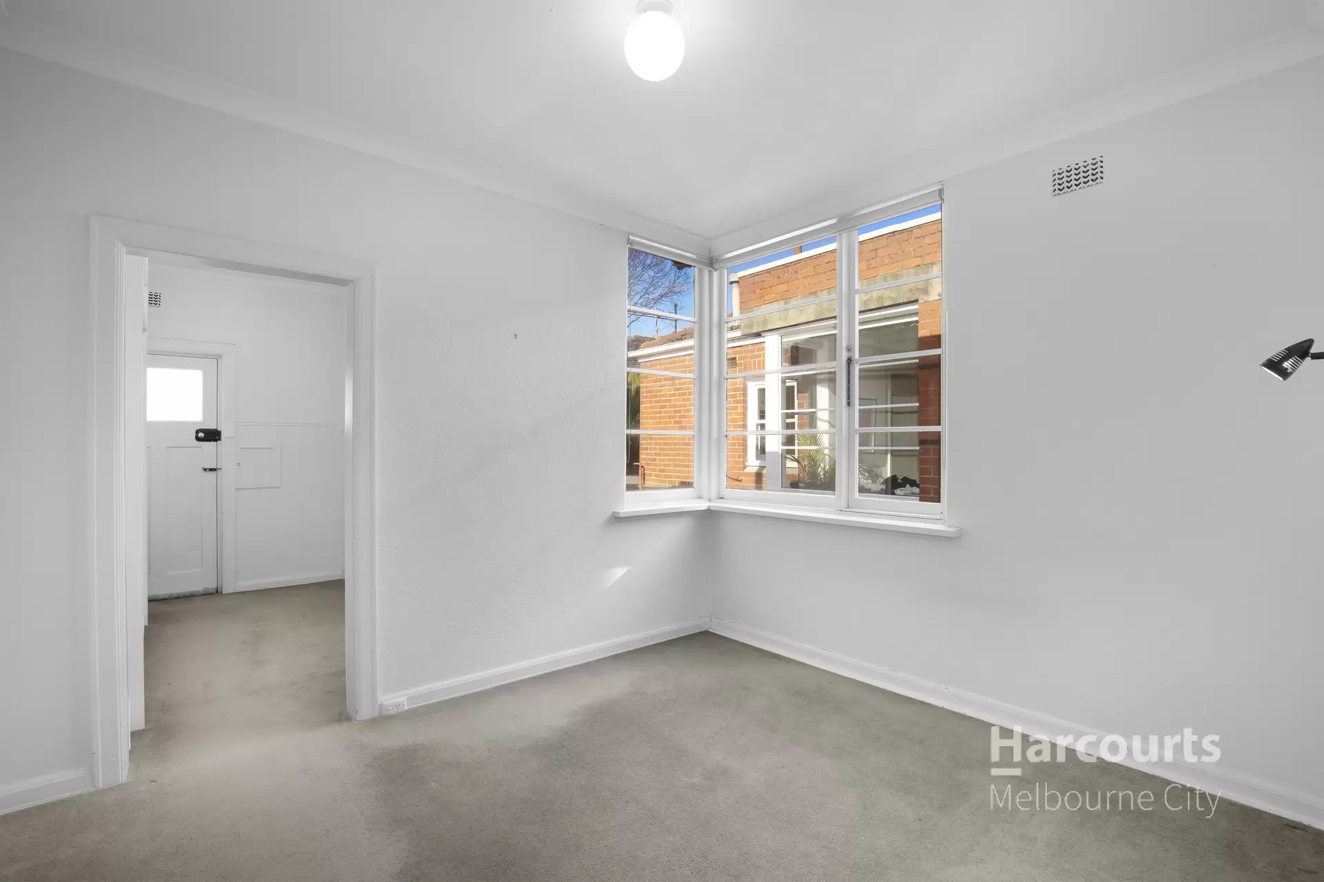 6/16 Arnold Street, South Yarra Leased by Harcourts Melbourne City - image 1