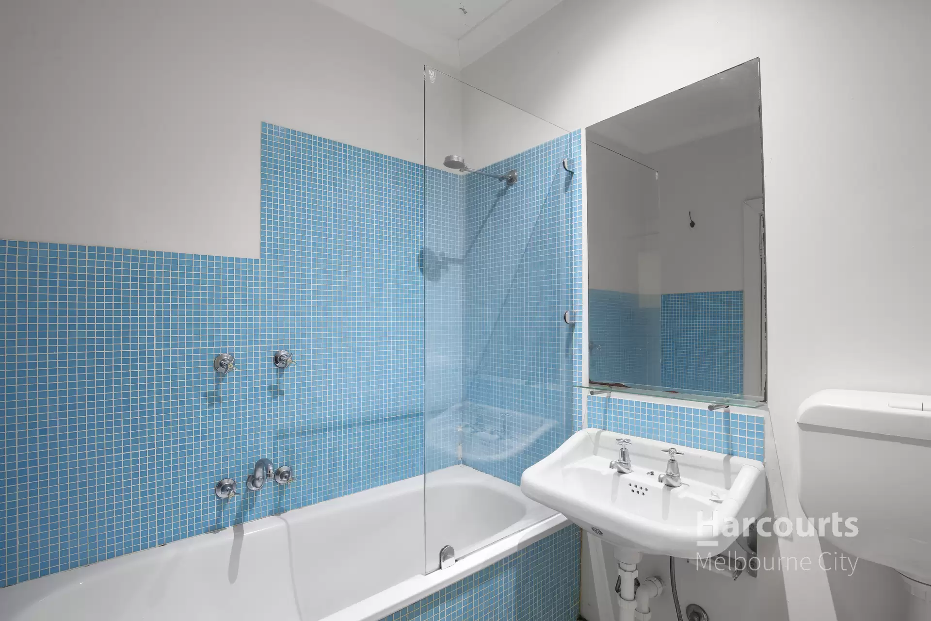 6/16 Arnold Street, South Yarra Leased by Harcourts Melbourne City - image 1