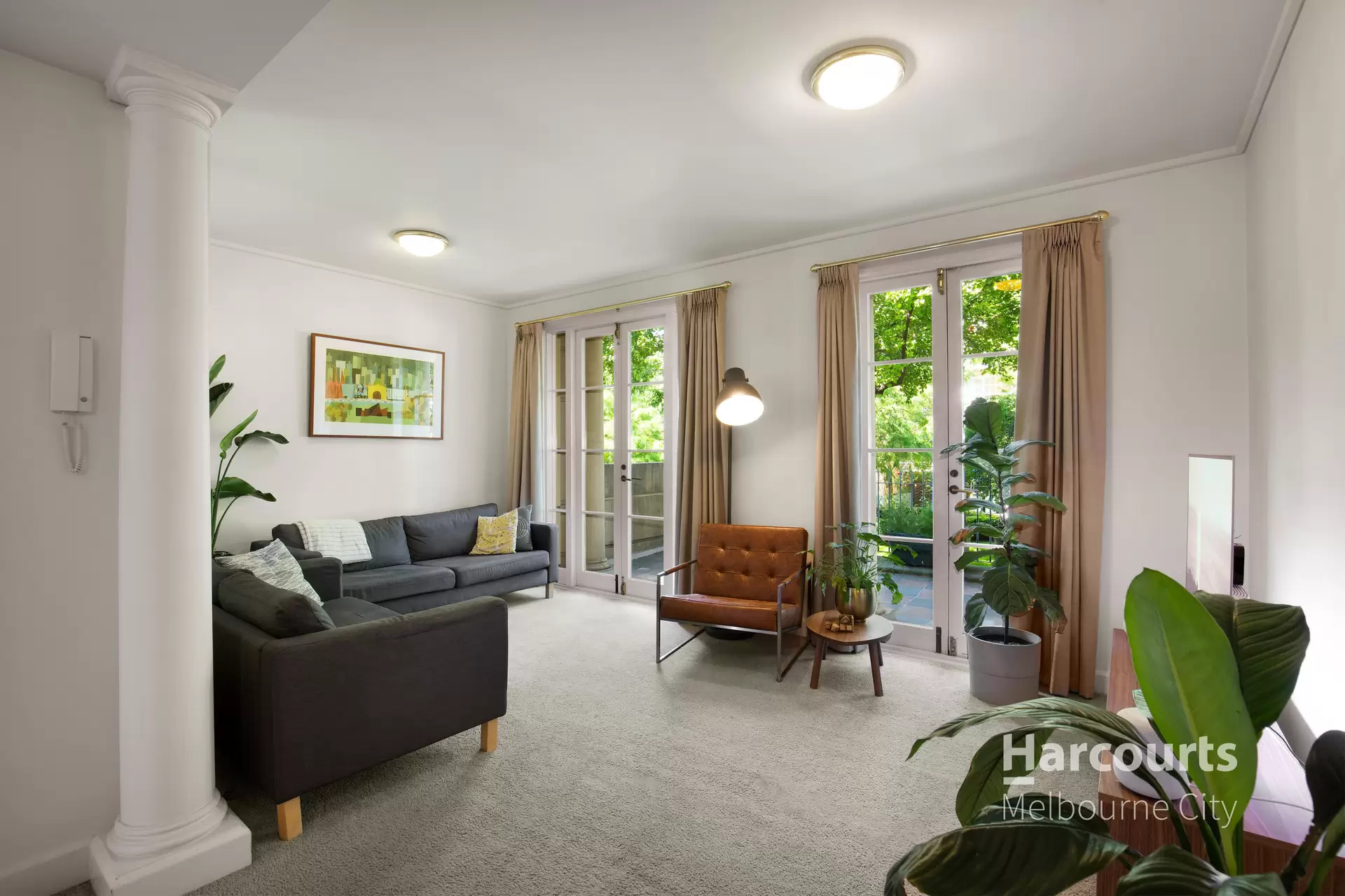 2/8 Wellington Crescent, East Melbourne Leased by Harcourts Melbourne City - image 1