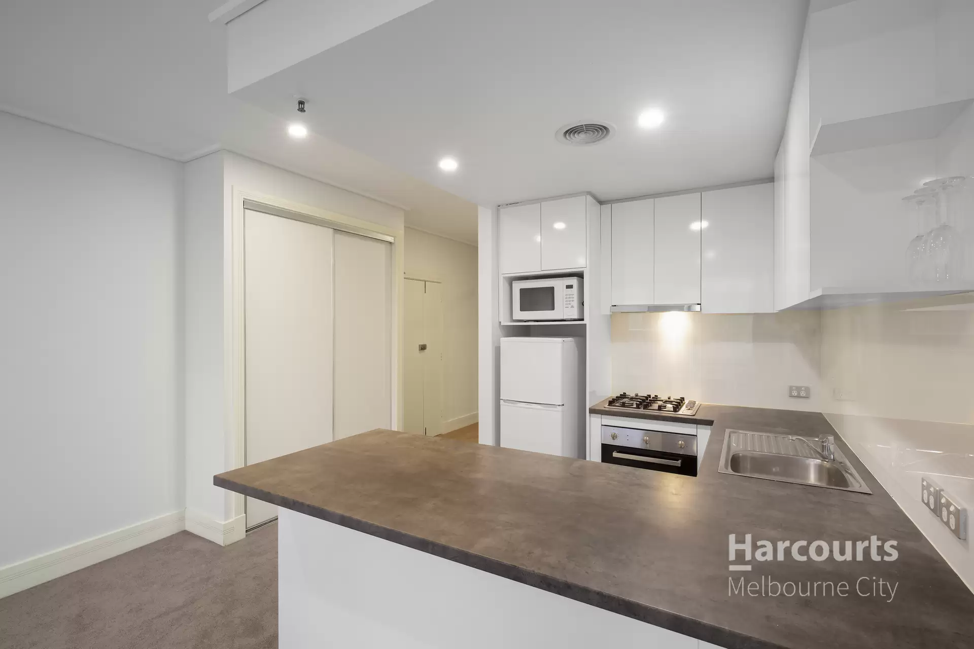 706/442 St Kilda Road, Melbourne Leased by Harcourts Melbourne City - image 1