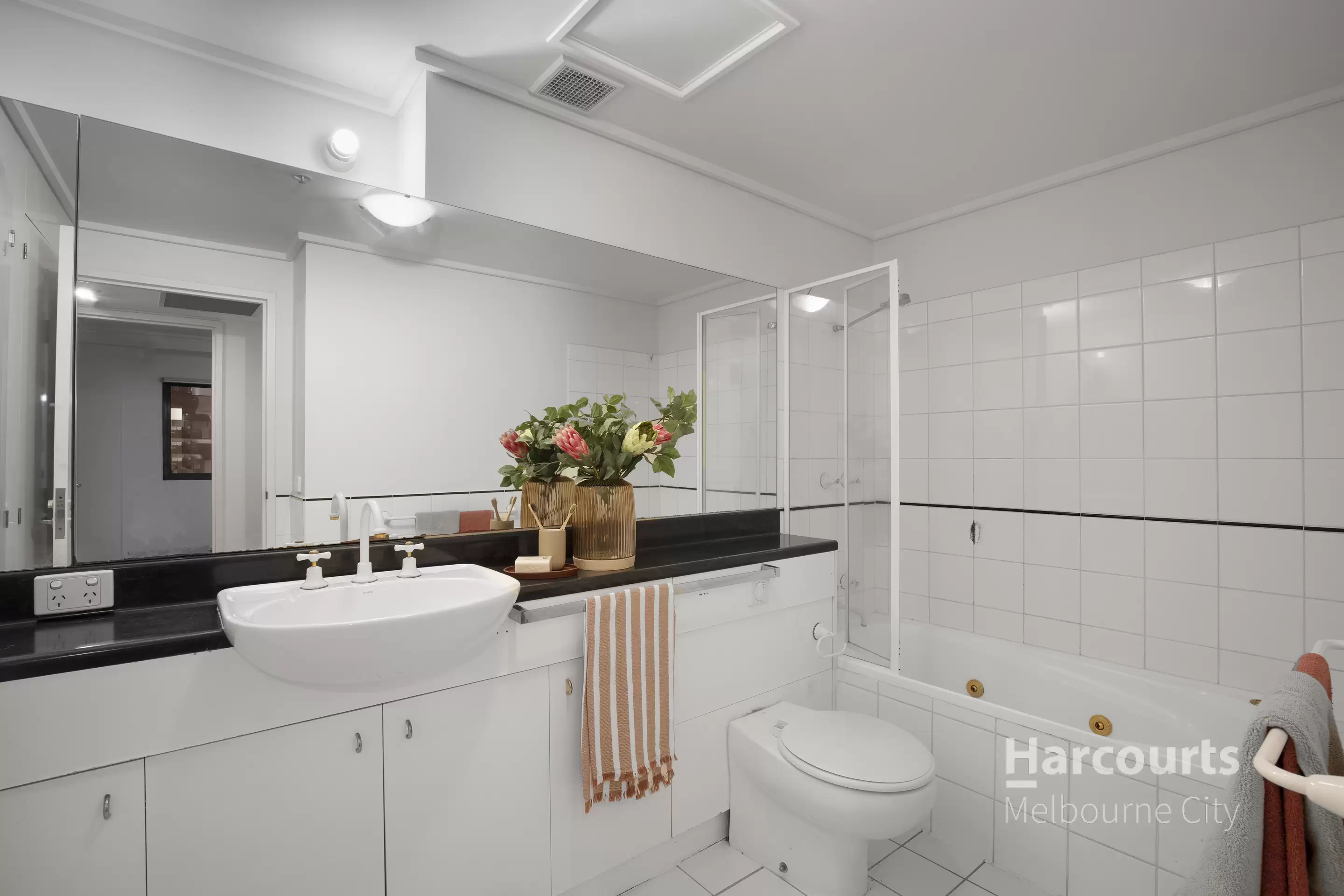 707/181 Exhibition Street, Melbourne Sold by Harcourts Melbourne City - image 7