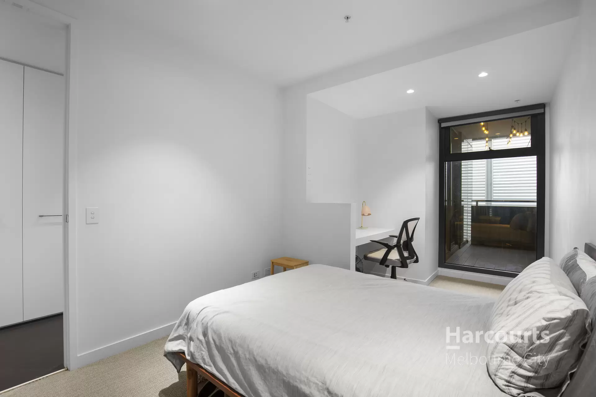 214/35 Wilson Street, South Yarra Sold by Harcourts Melbourne City - image 1