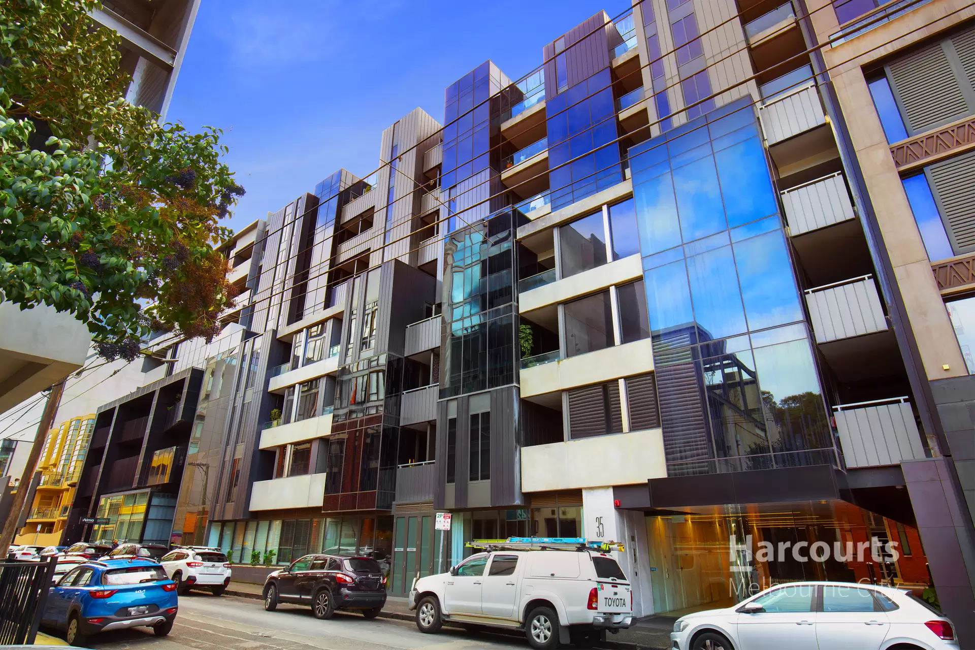 214/35 Wilson Street, South Yarra Sold by Harcourts Melbourne City - image 1