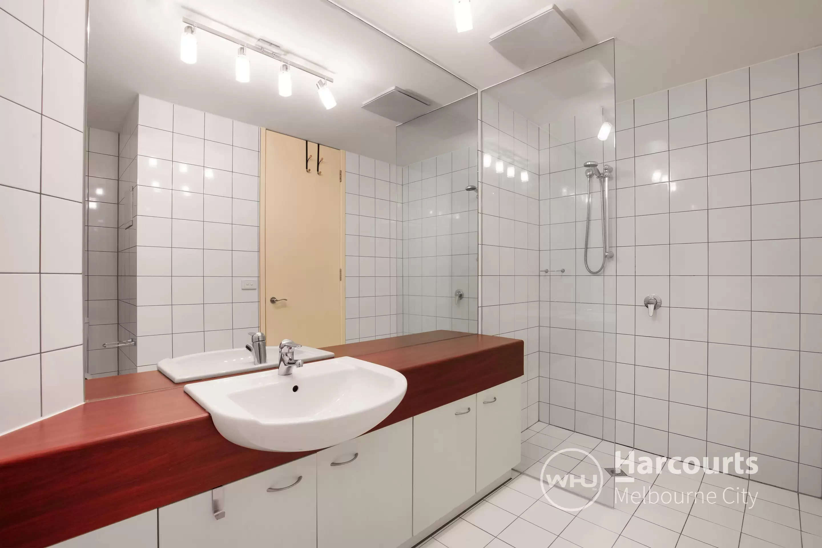 305/296 Flinders Street, Melbourne Sold by Harcourts Melbourne City - image 6