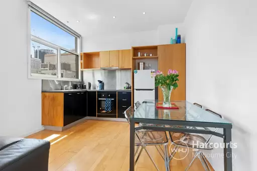 801/260 Little Collins Street, Melbourne Leased by Harcourts Melbourne City