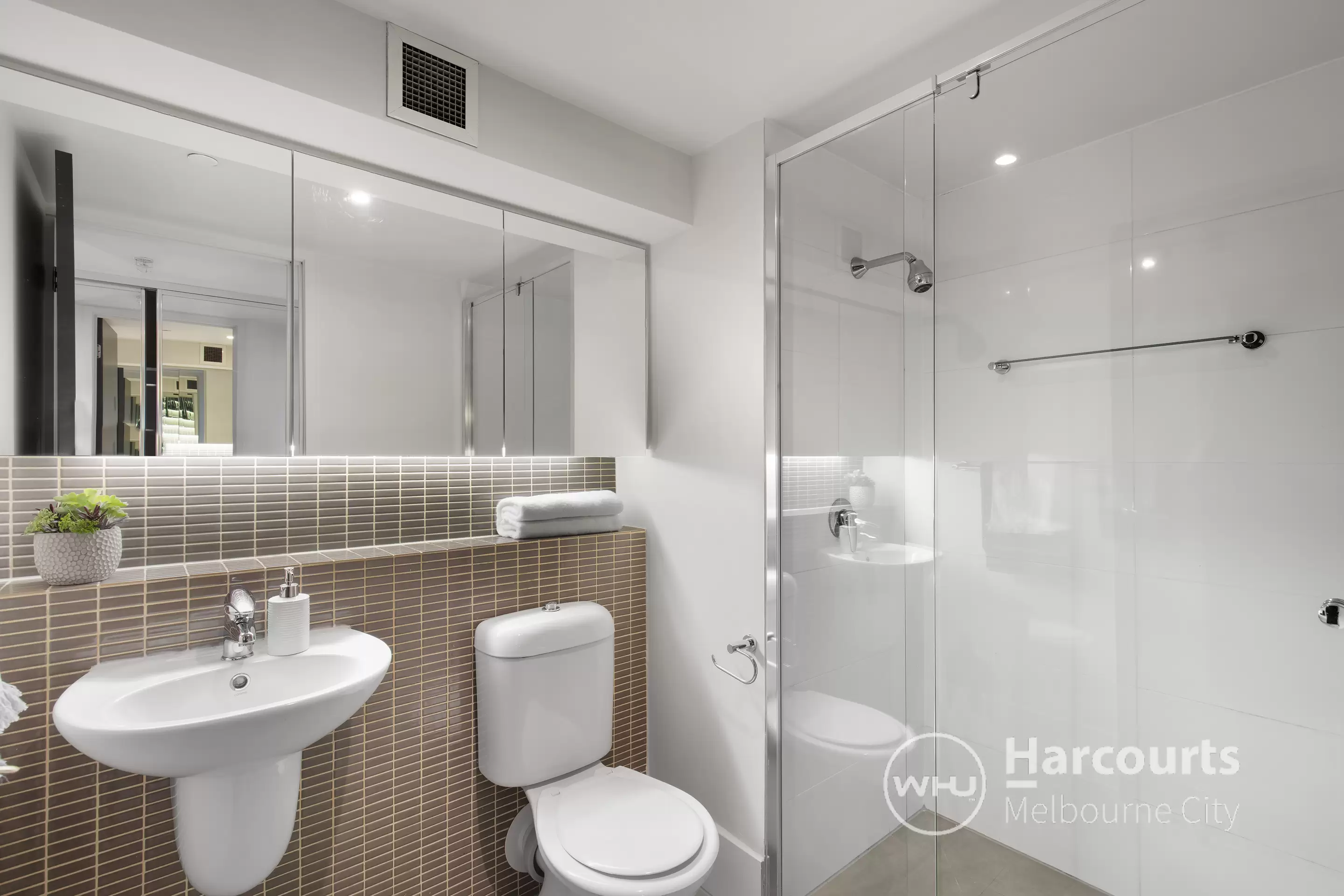 303/9 Degraves Street, Melbourne Sold by Harcourts Melbourne City - image 10