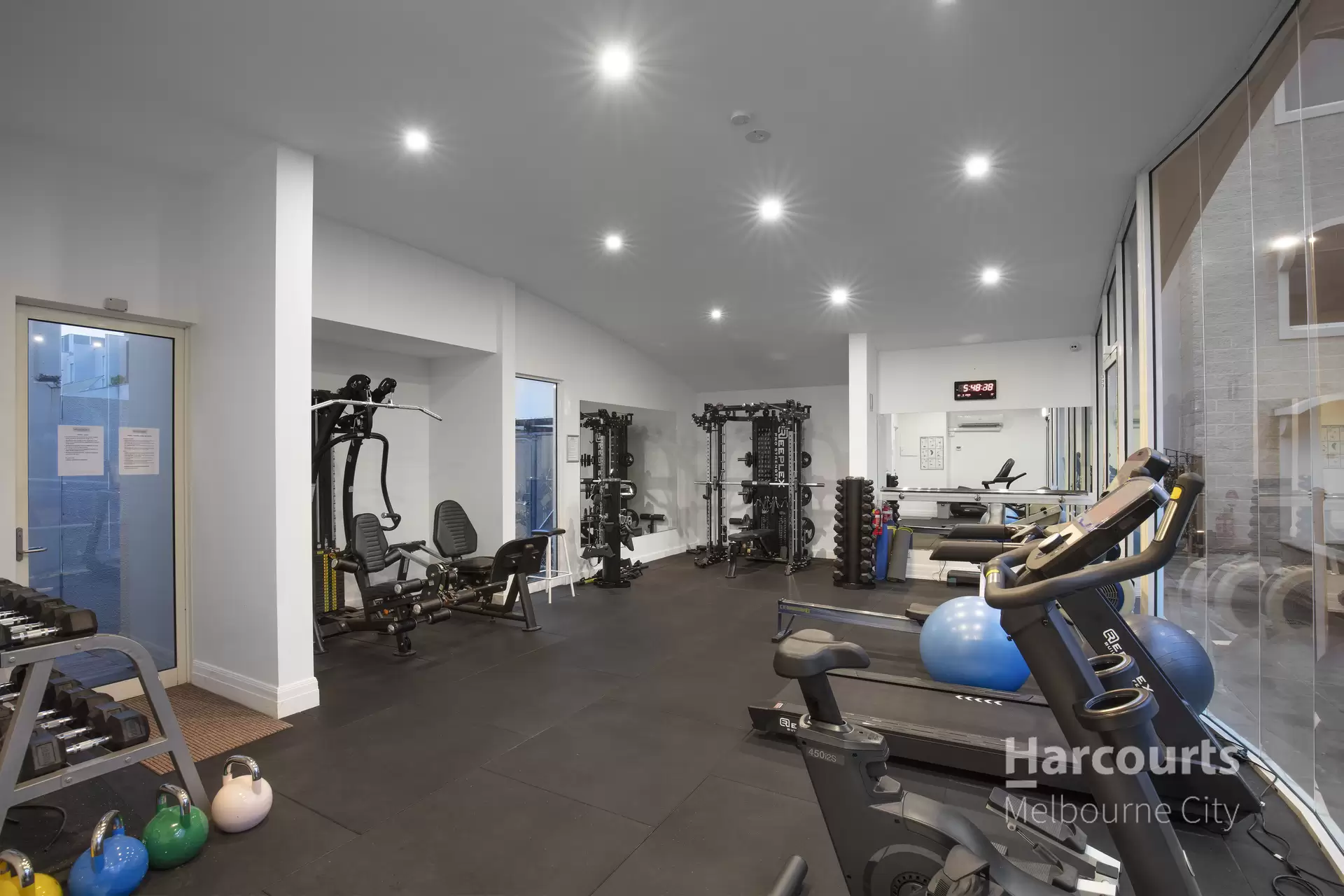 7/156 Beaconsfield Parade, Albert Park Leased by Harcourts Melbourne City - image 1