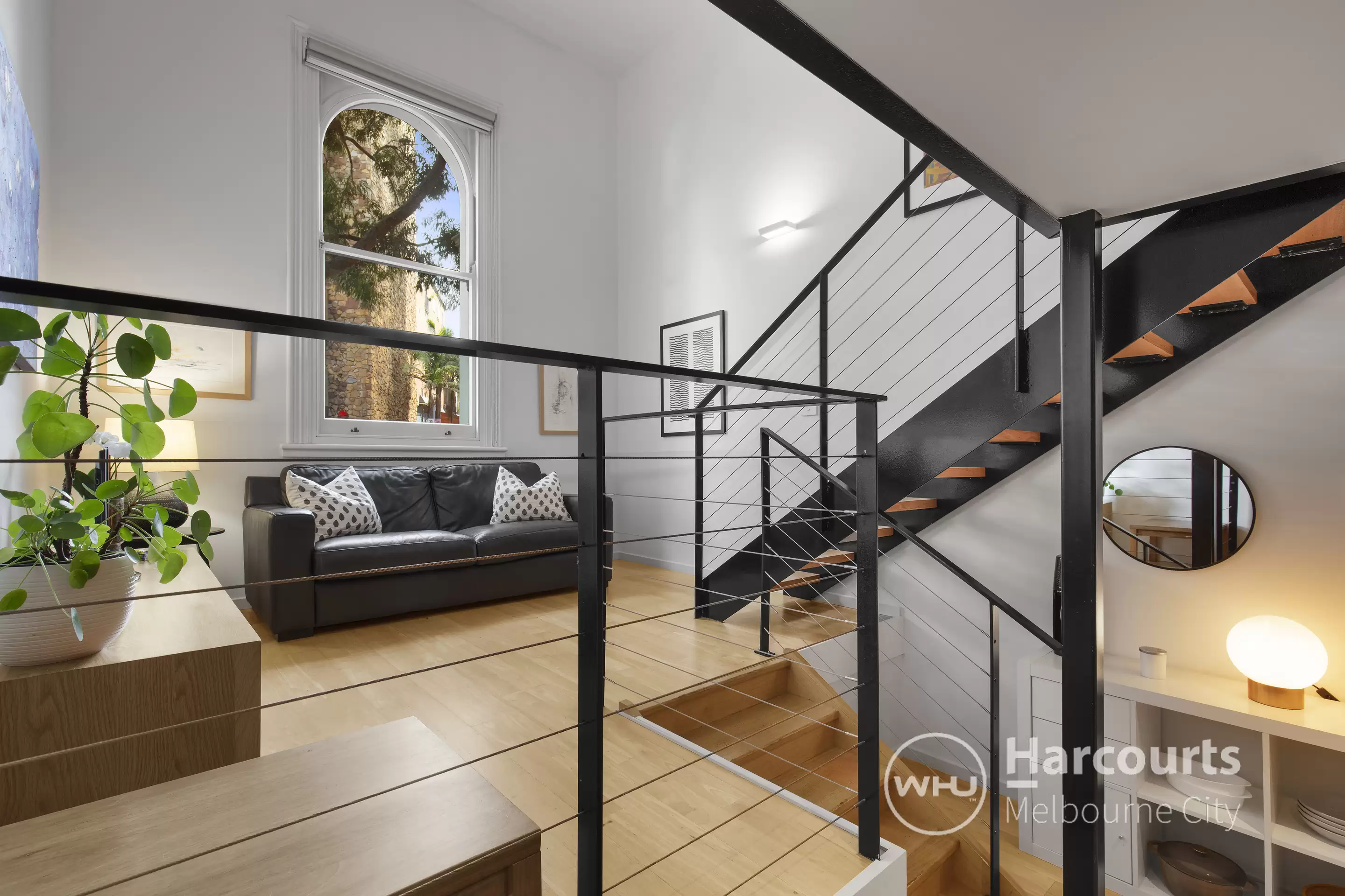 4/61 Mackenzie Street, Melbourne Sold by Harcourts Melbourne City - image 3