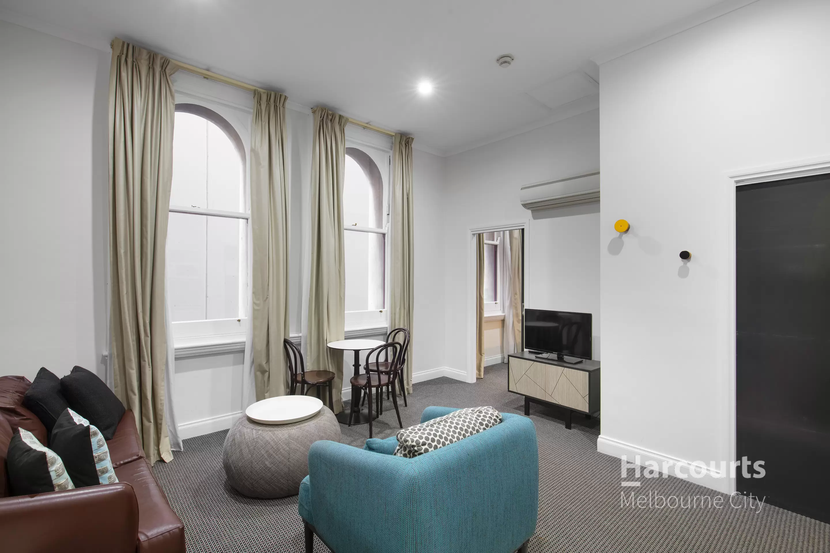 302/318 Little Bourke Street, Melbourne Leased by Harcourts Melbourne City - image 2